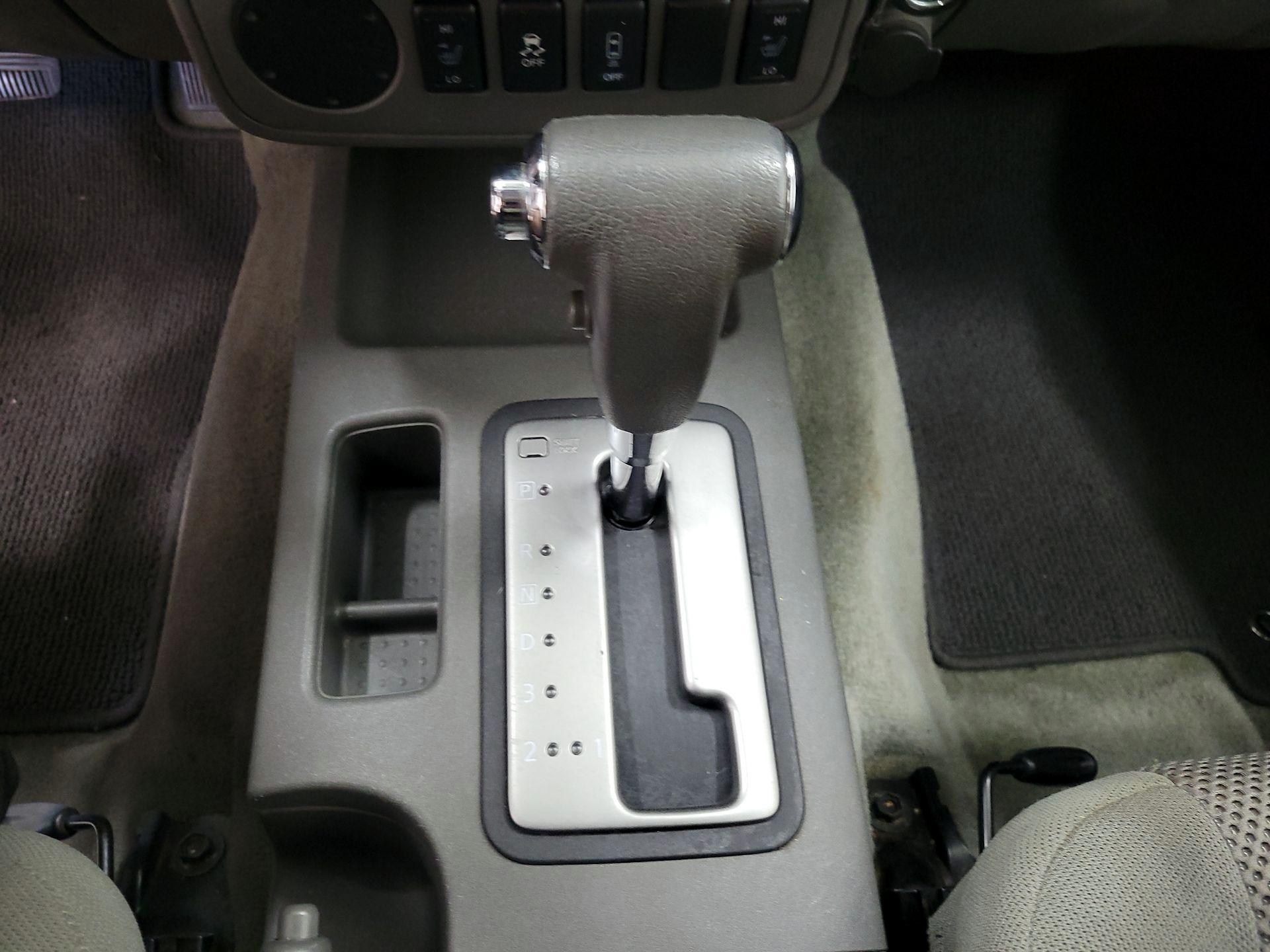 Thumbnail: 2016 Nissan Frontier - 17