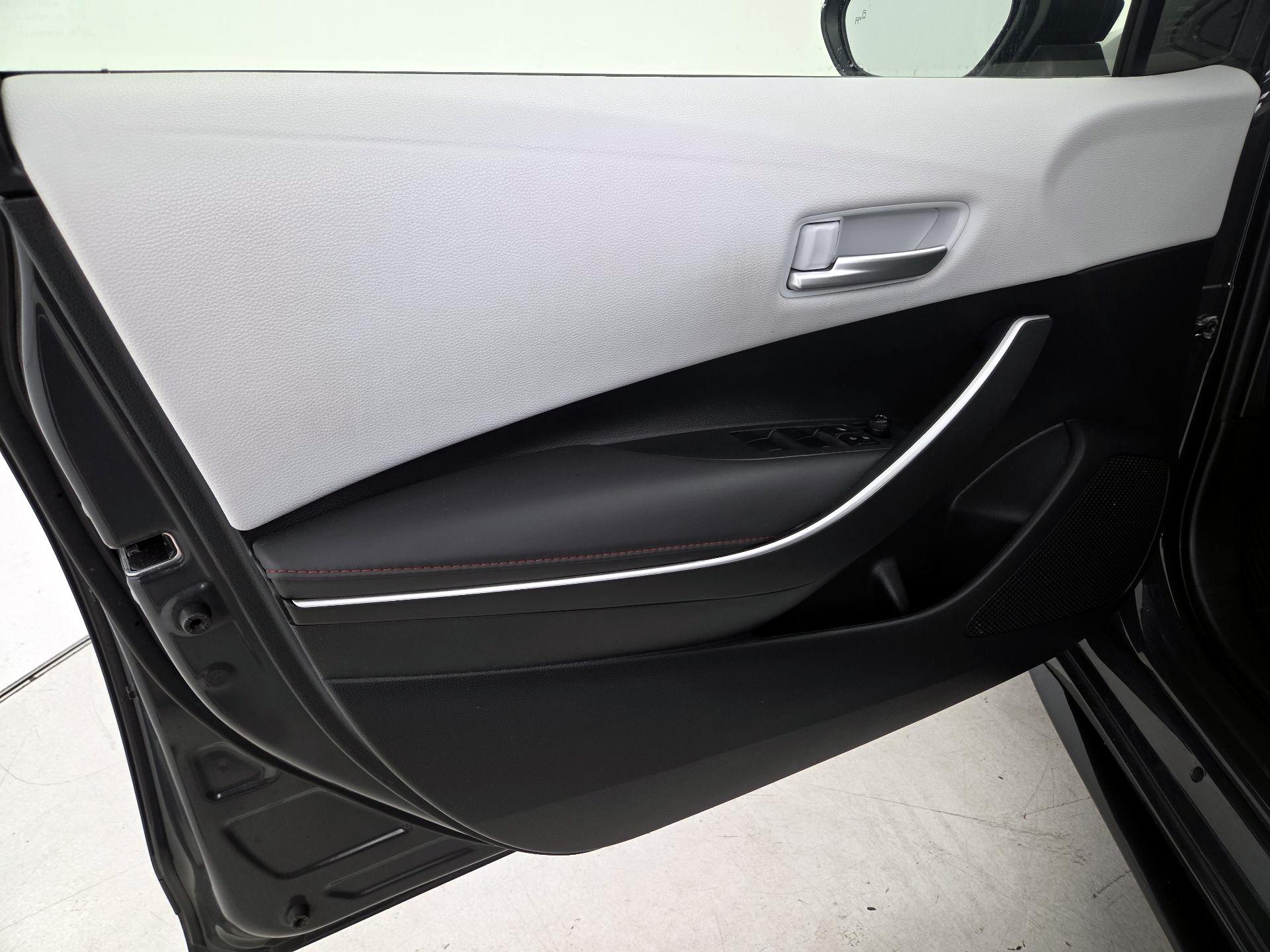 Thumbnail: 2024 Toyota Corolla - 12