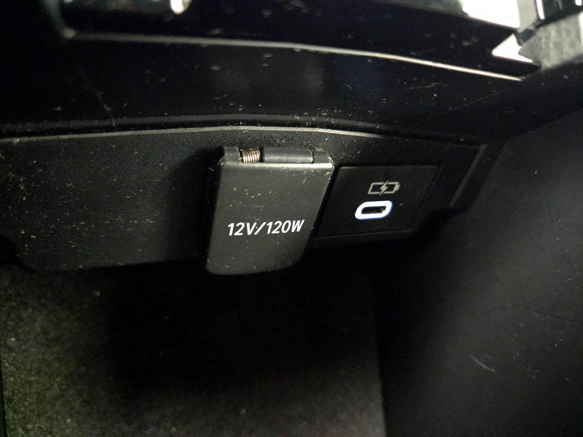 Thumbnail: 2024 Toyota Corolla - 18