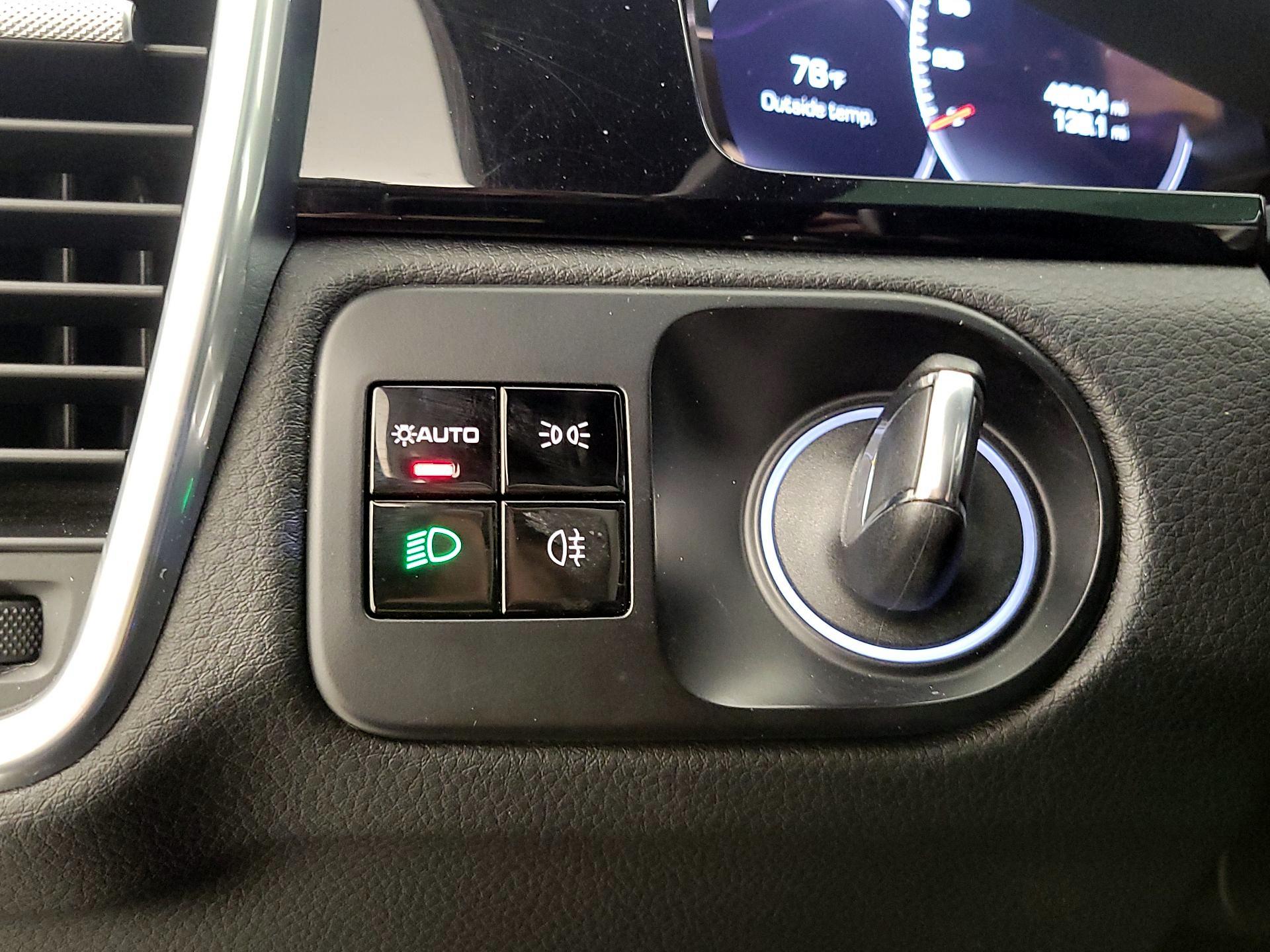 Thumbnail: 2020 Porsche Cayenne - 13