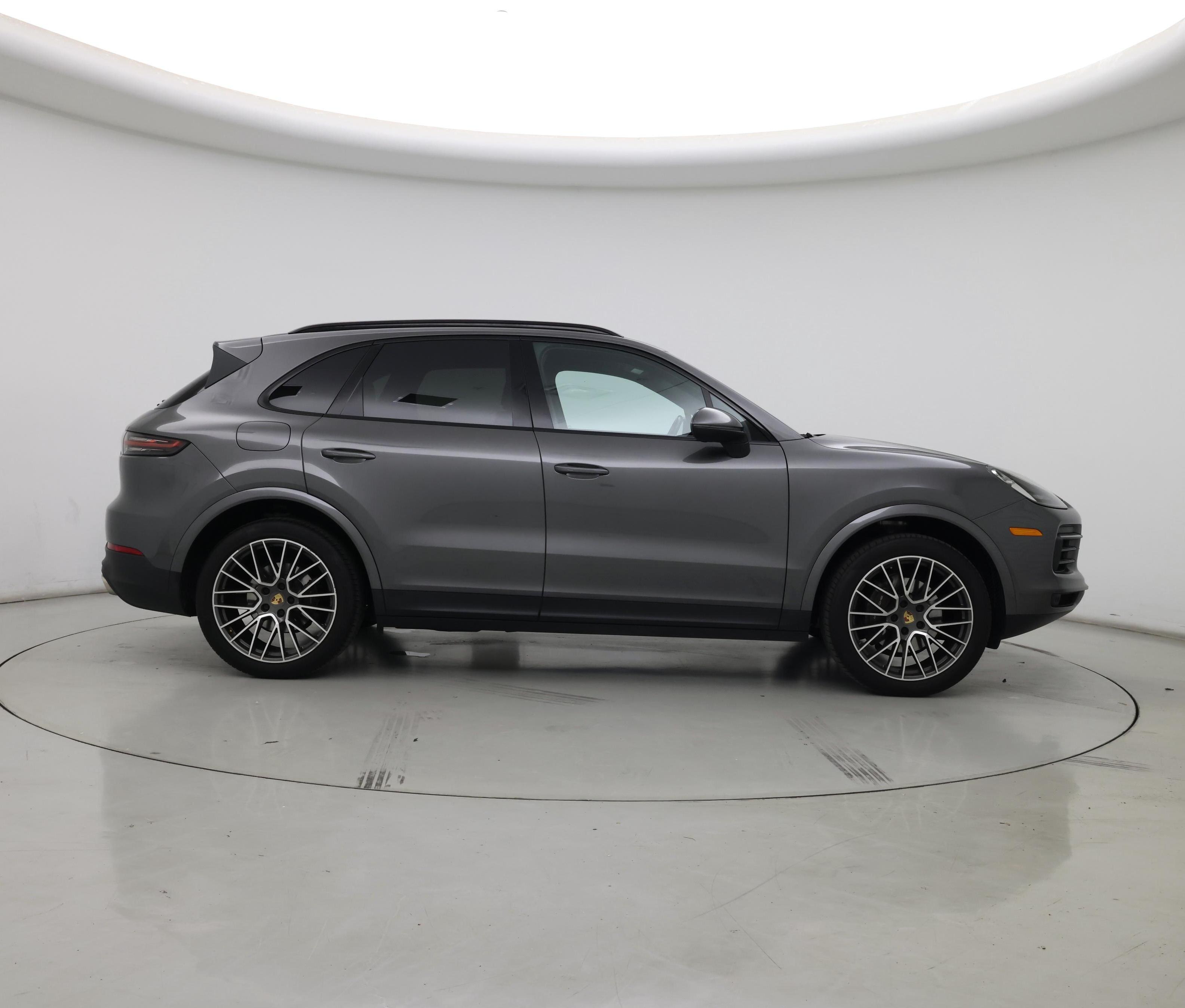 Thumbnail: 2020 Porsche Cayenne - 7