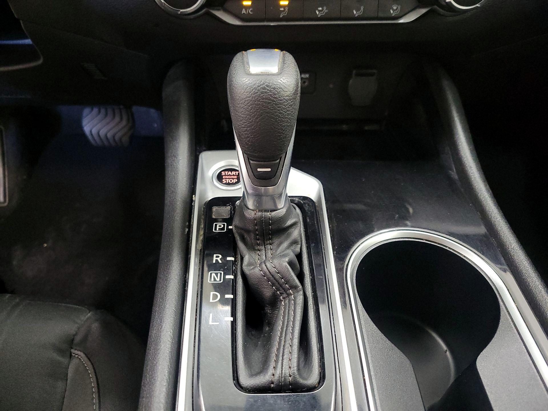 Thumbnail: 2021 Nissan Altima - 17