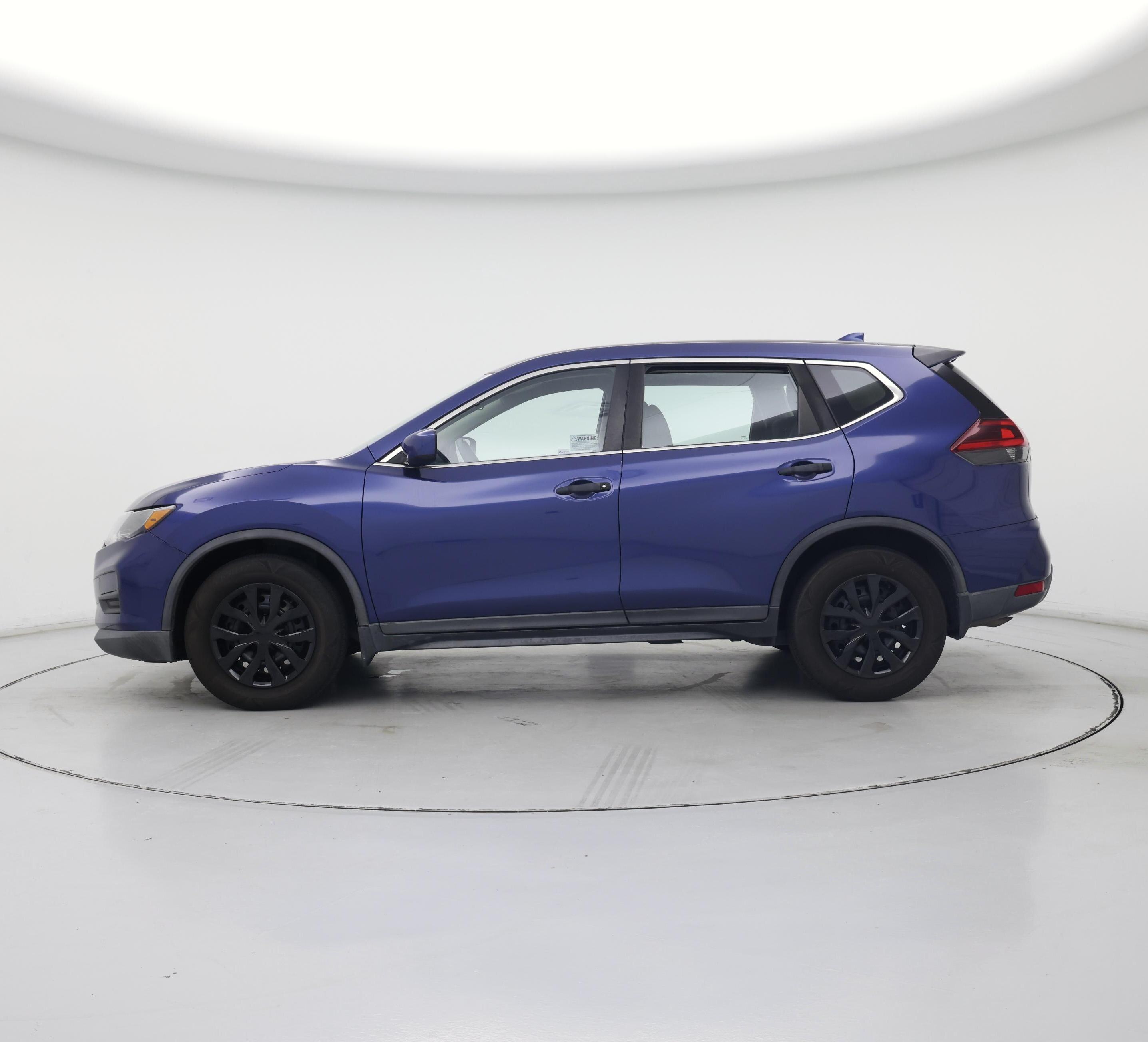 Thumbnail: 2018 Nissan Rogue - 3