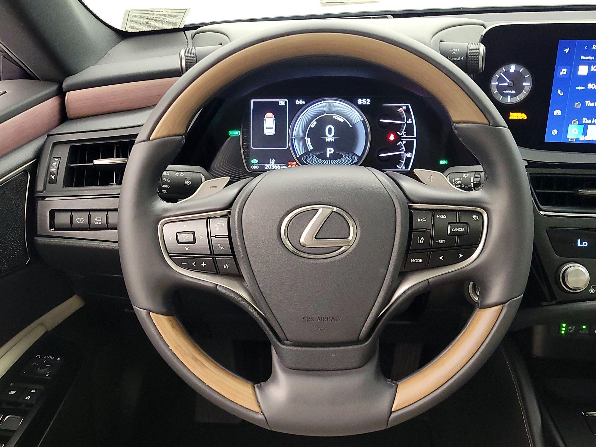 Thumbnail: 2025 Lexus ES - 10