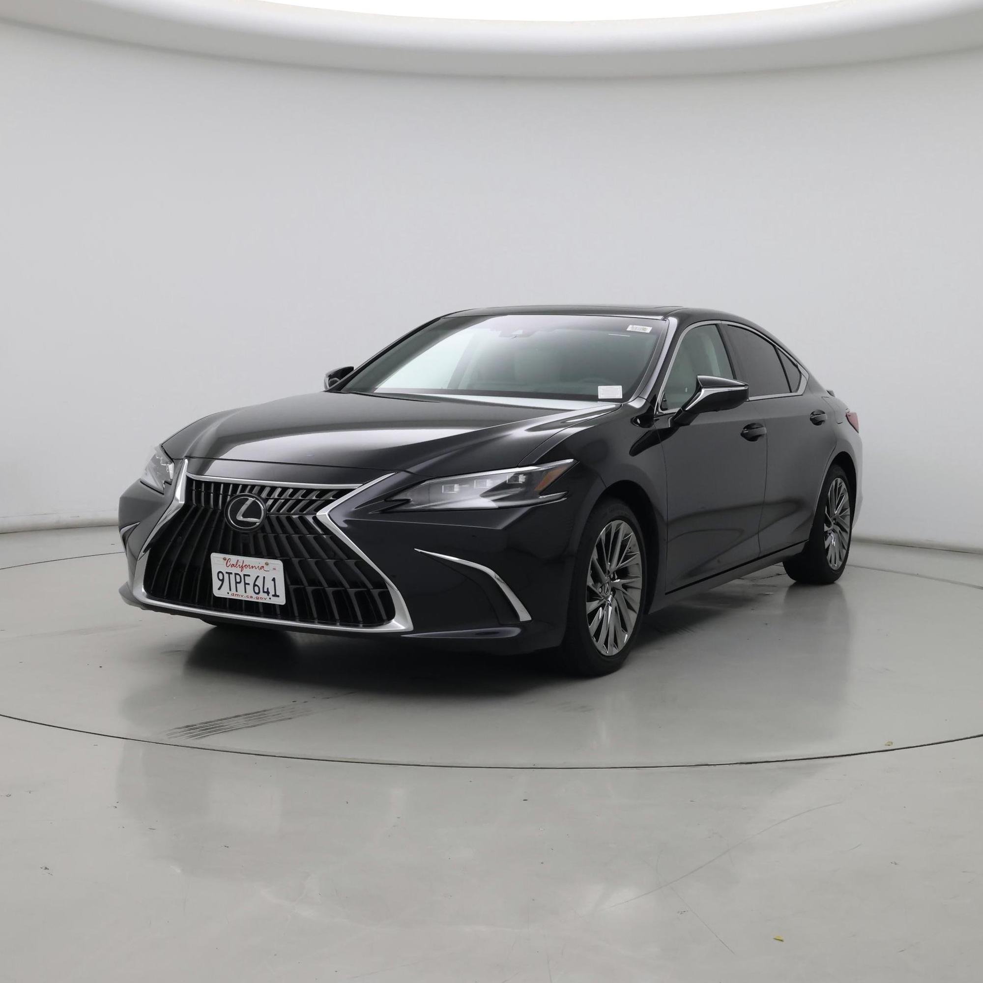 Thumbnail: 2025 Lexus ES - 4