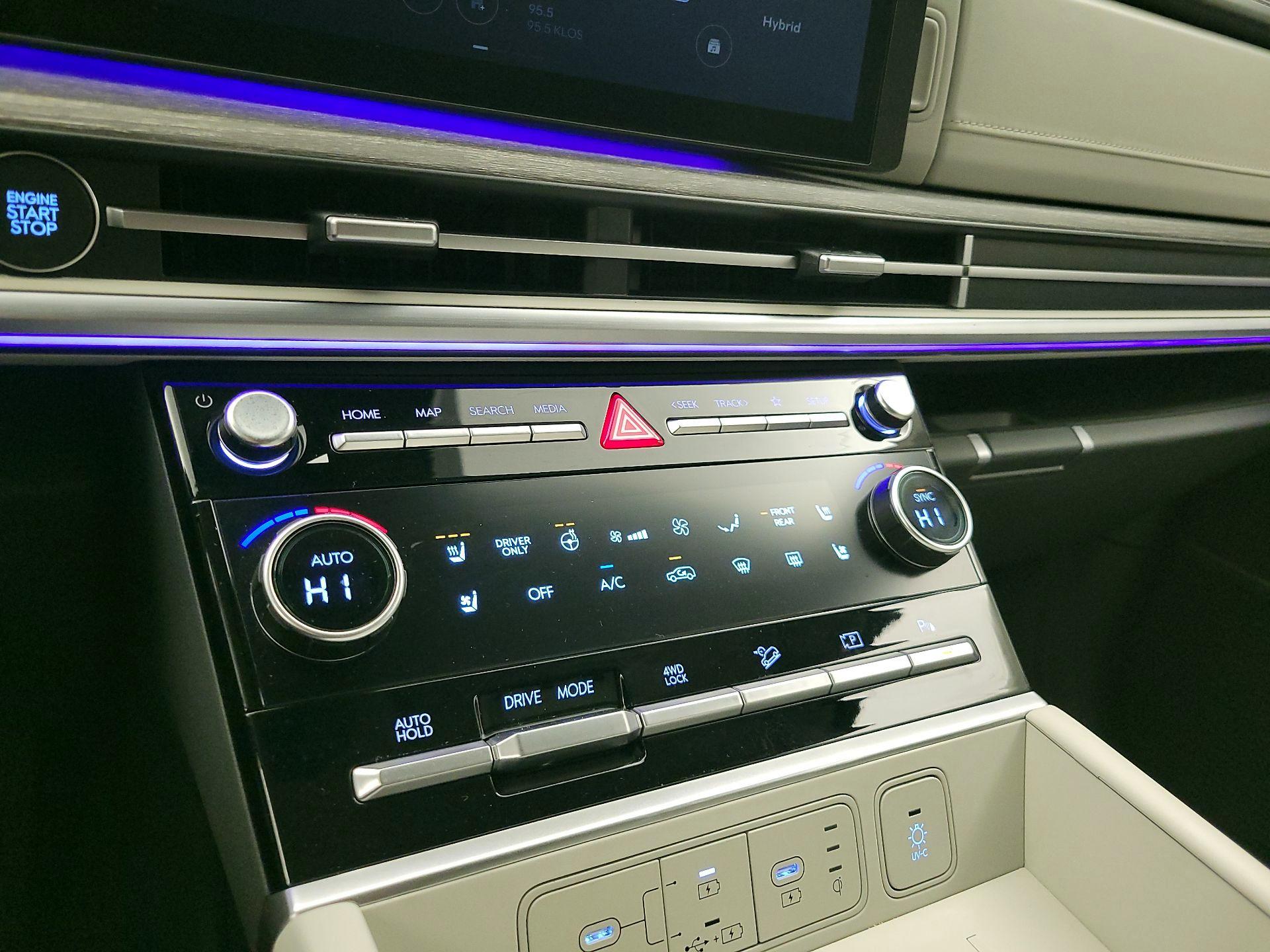 Thumbnail: 2025 Hyundai Santa Fe - 17