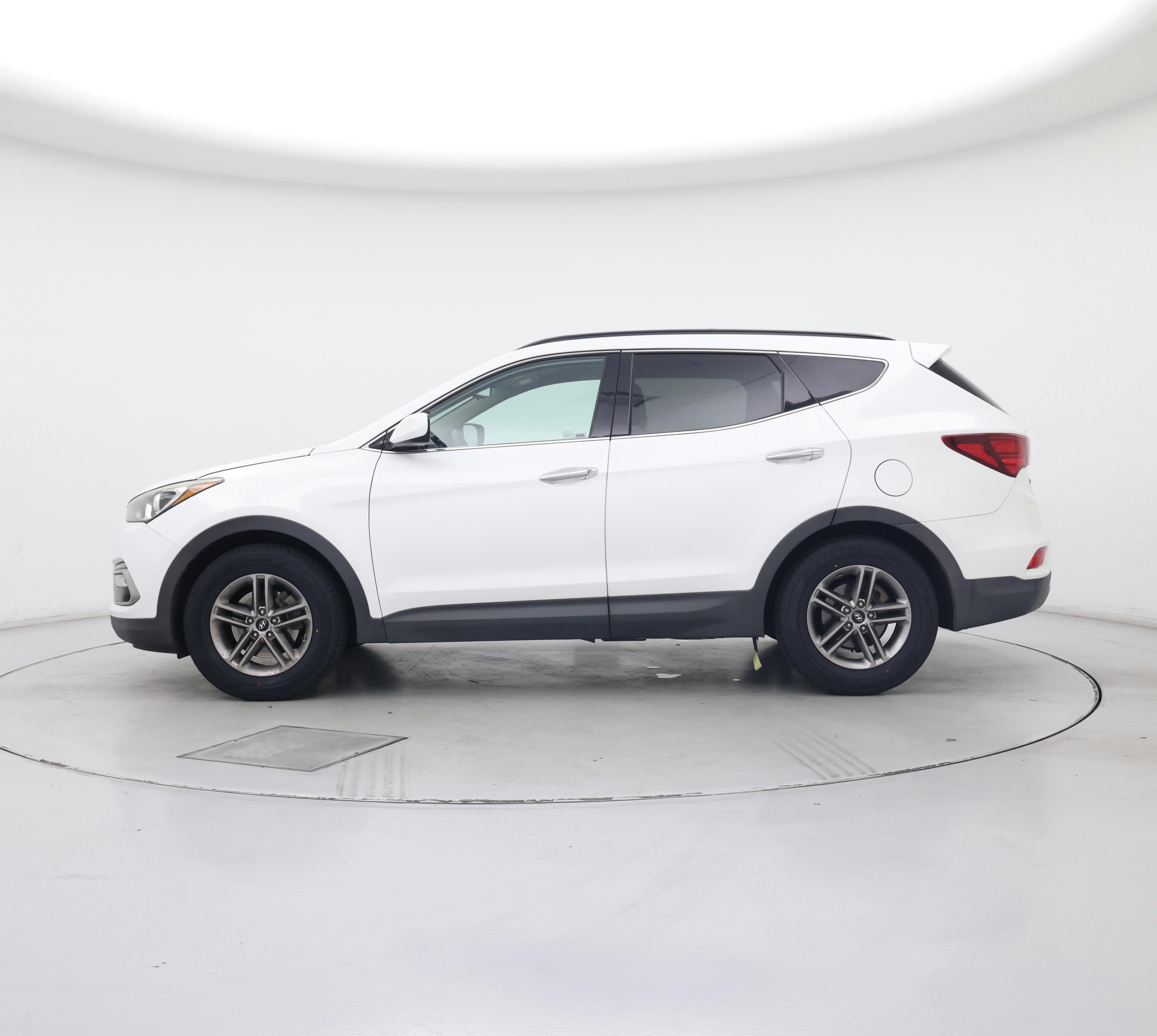Thumbnail: 2017 Hyundai Santa Fe - 7