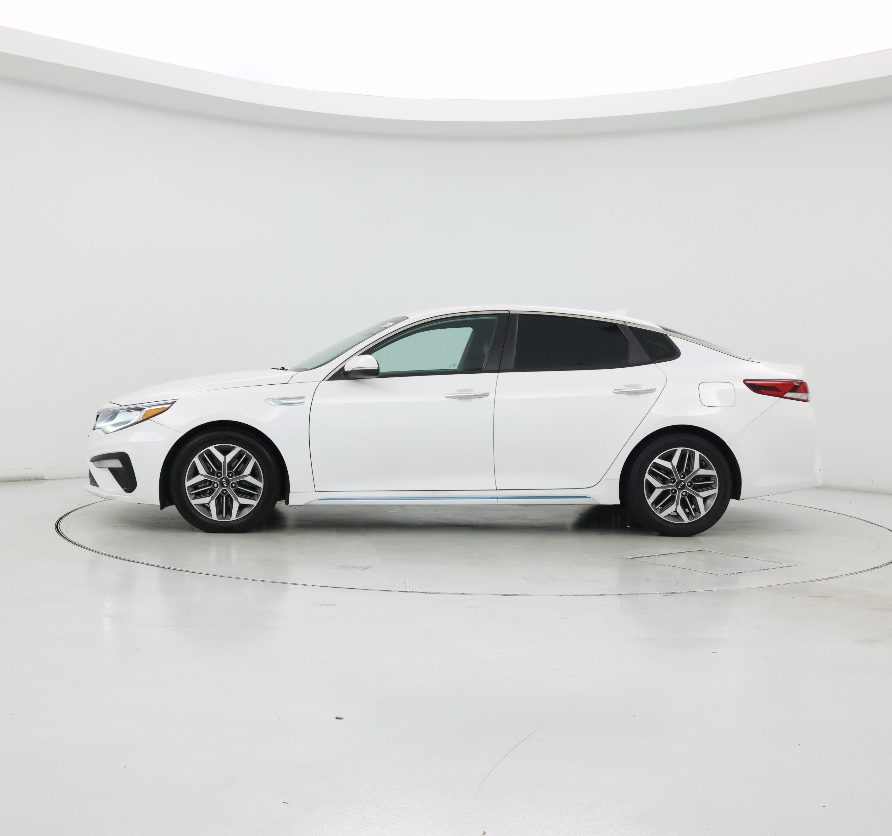 Thumbnail: 2020 Kia Optima - 3