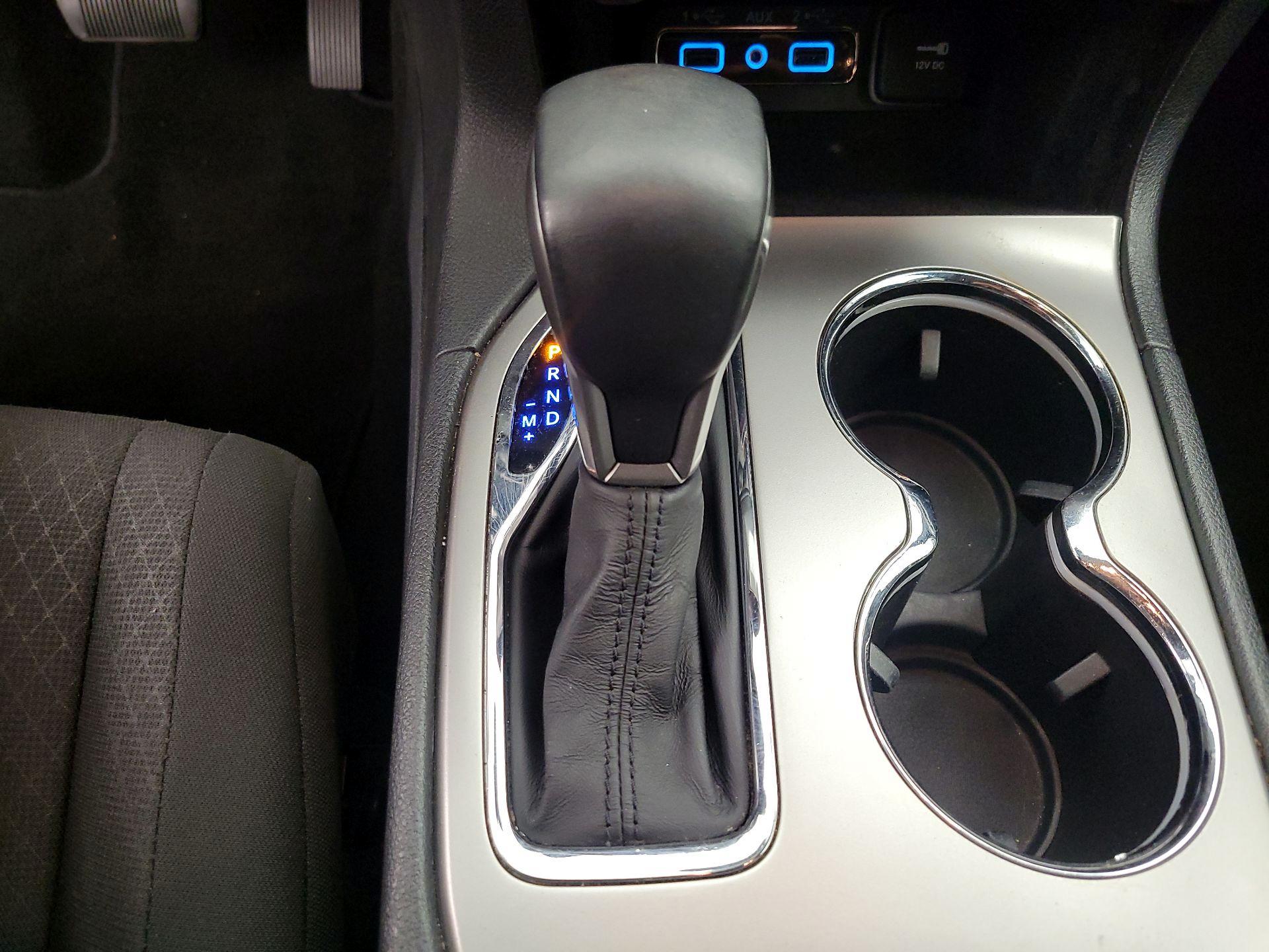 Thumbnail: 2019 Jeep Grand Cherokee - 17