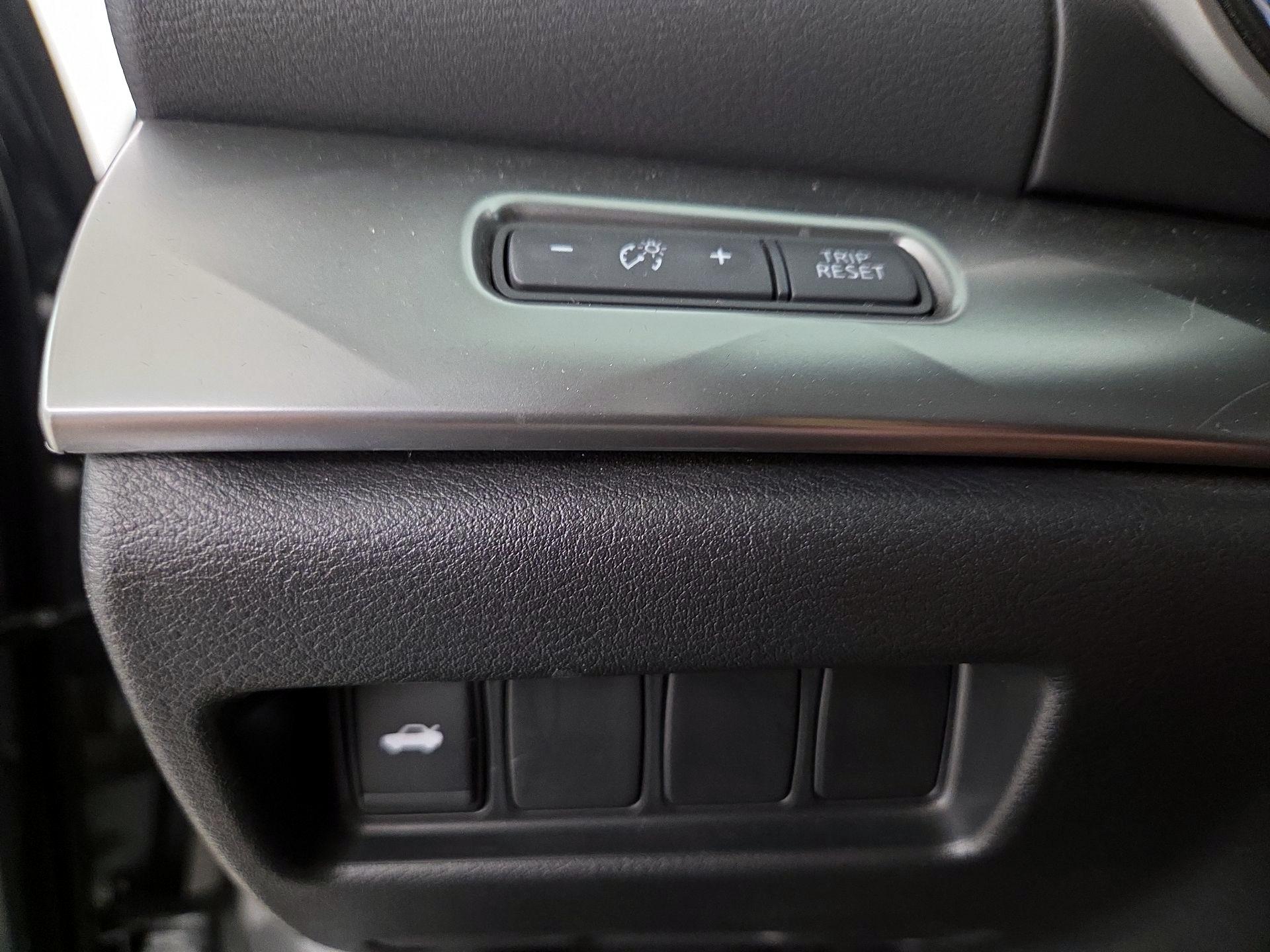 Thumbnail: 2020 Nissan Maxima - 13