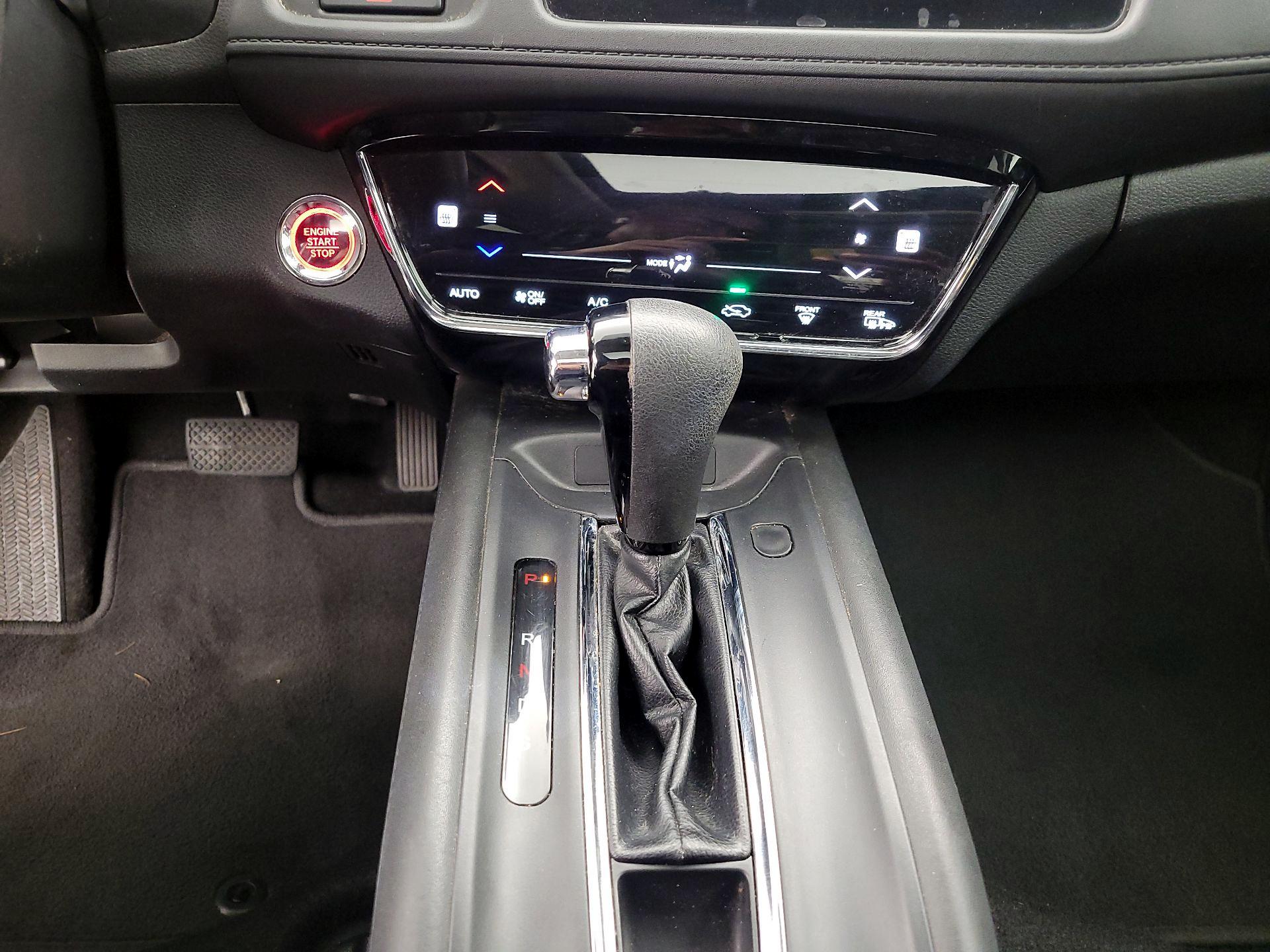 Thumbnail: 2019 Honda HR-V - 17