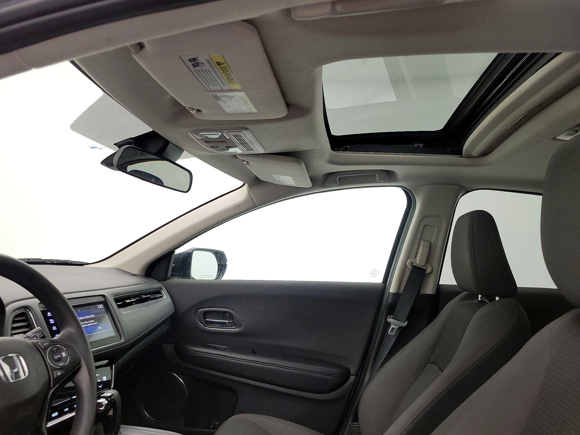 Thumbnail: 2019 Honda HR-V - 19