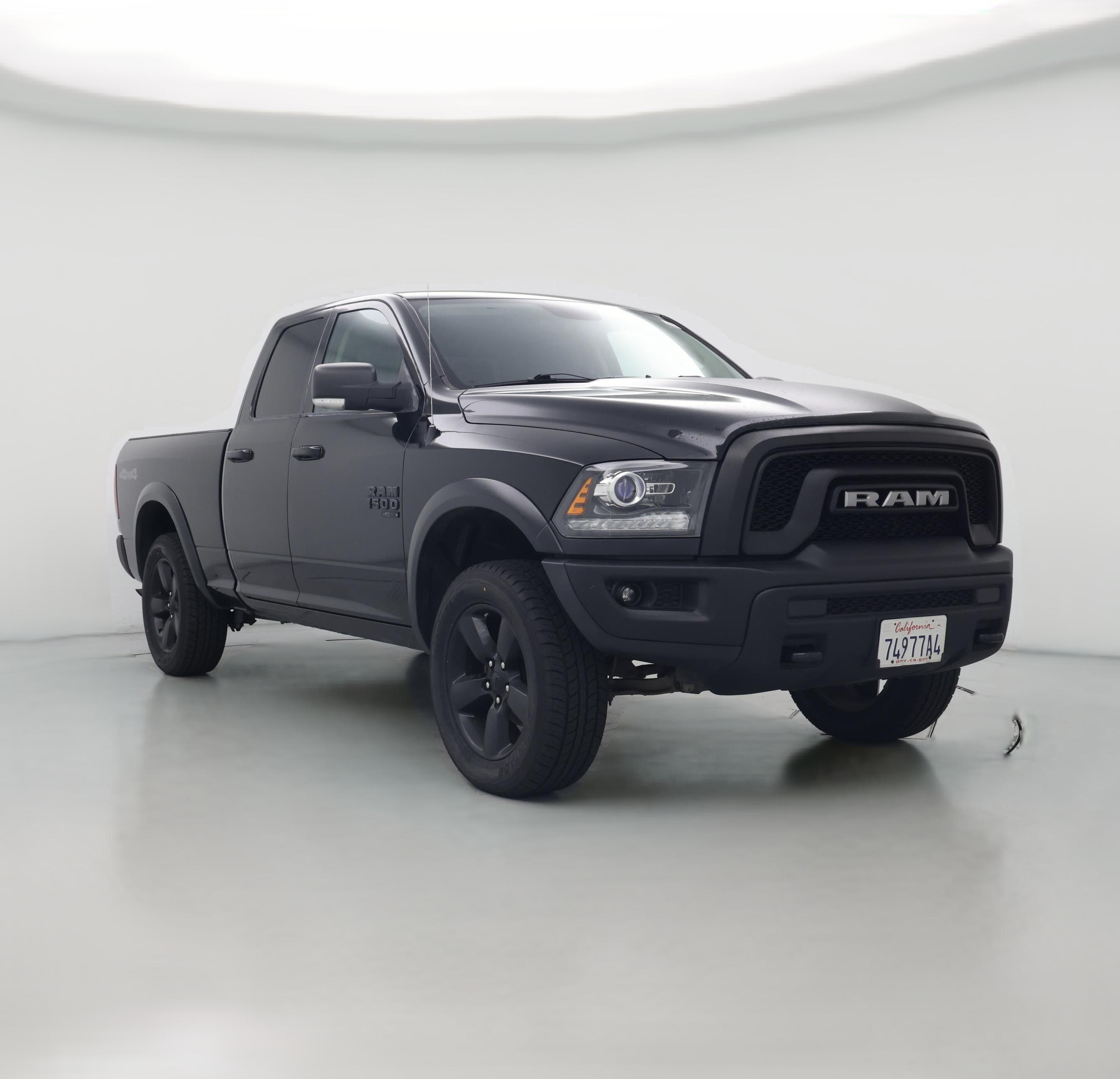 Thumbnail: 2019 RAM 1500 Classic - 1