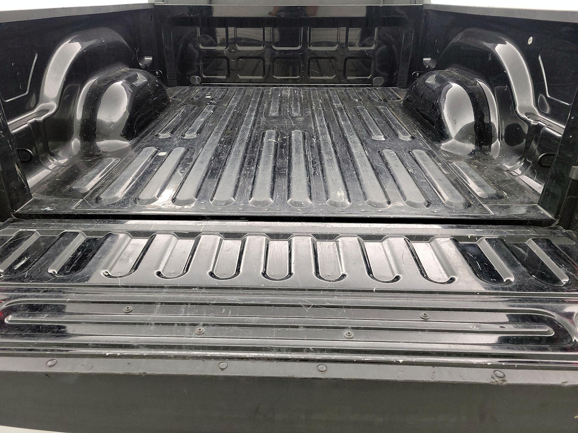 Thumbnail: 2019 RAM 1500 Classic - 20
