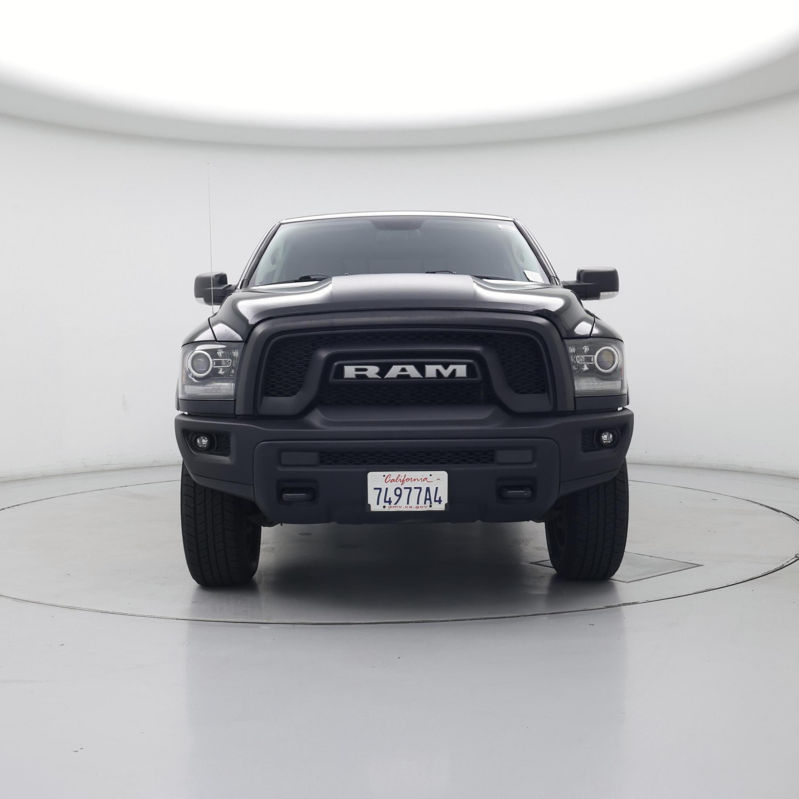 Thumbnail: 2019 RAM 1500 Classic - 5