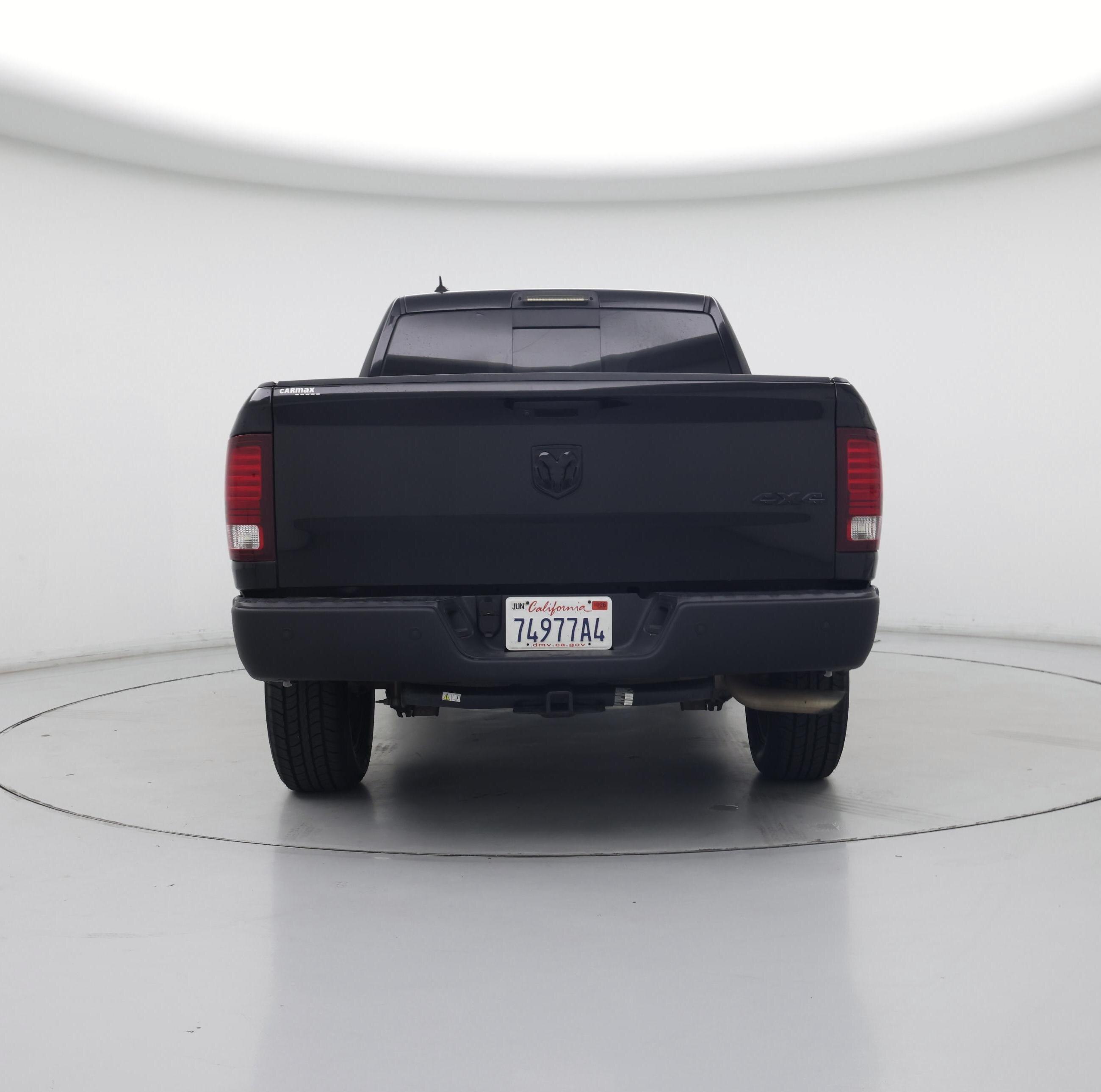 Thumbnail: 2019 RAM 1500 Classic - 6