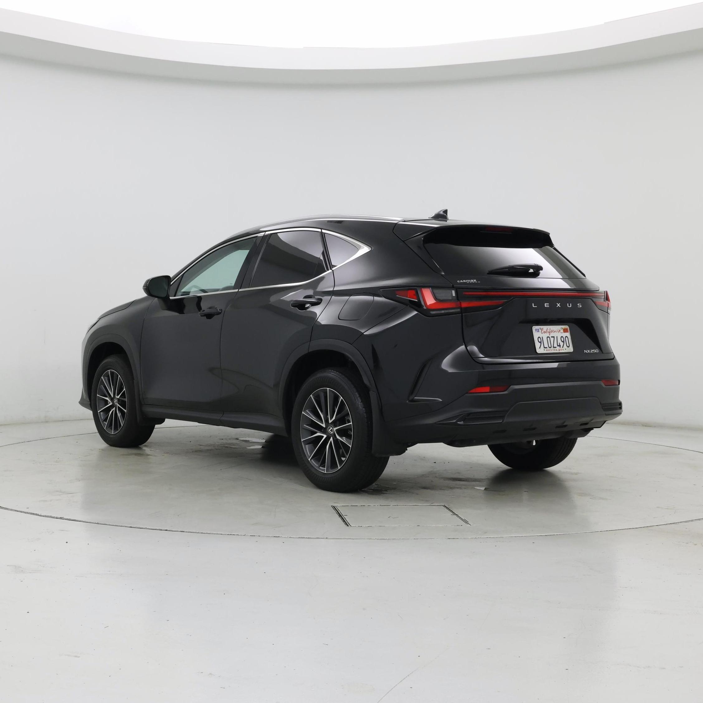 Thumbnail: 2024 Lexus NX - 2