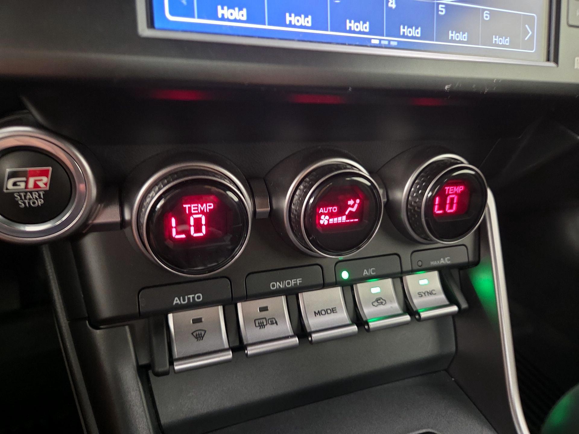 Thumbnail: 2025 Toyota GR86 - 16