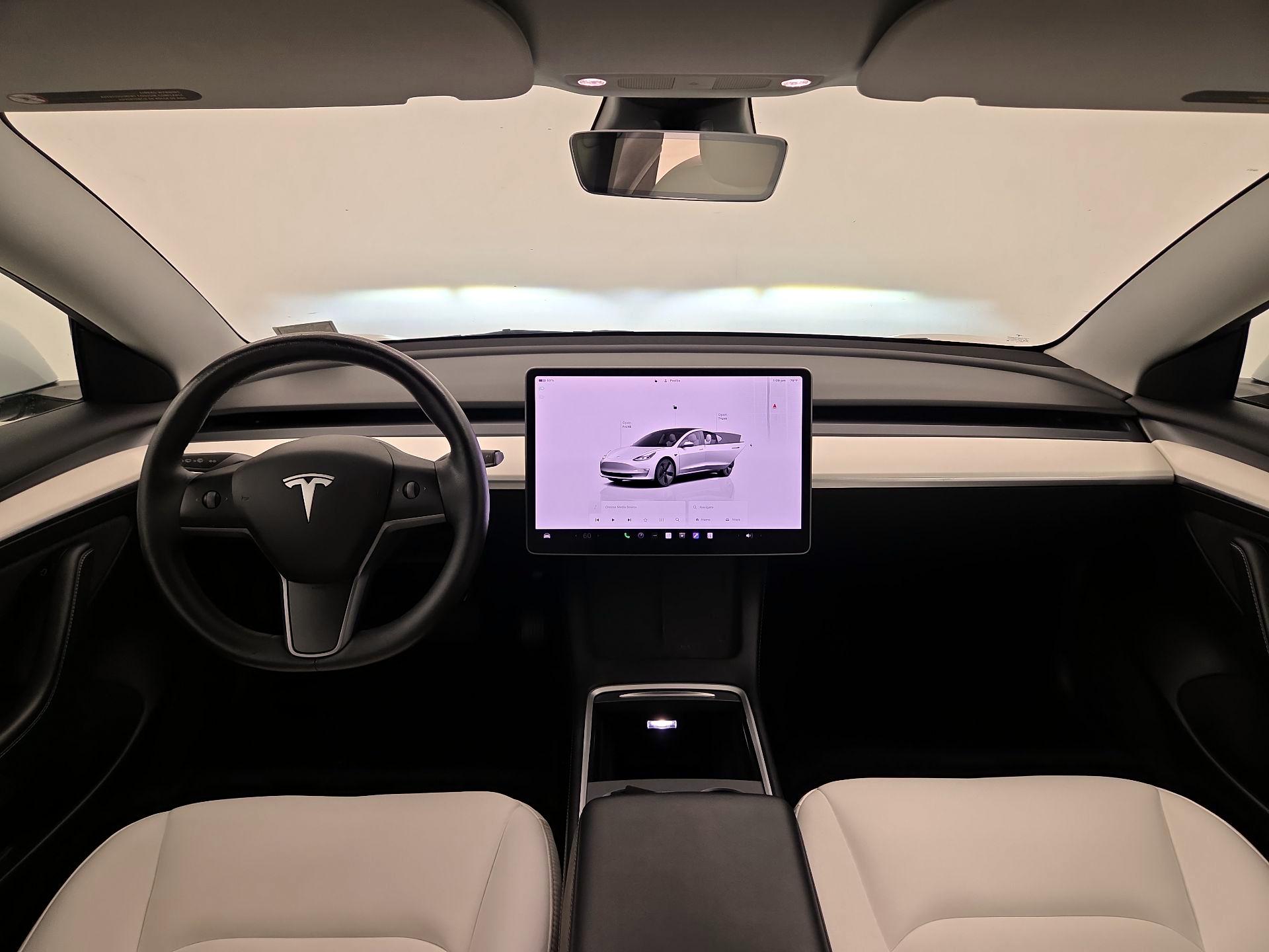 Thumbnail: 2022 Tesla Model 3 - 9