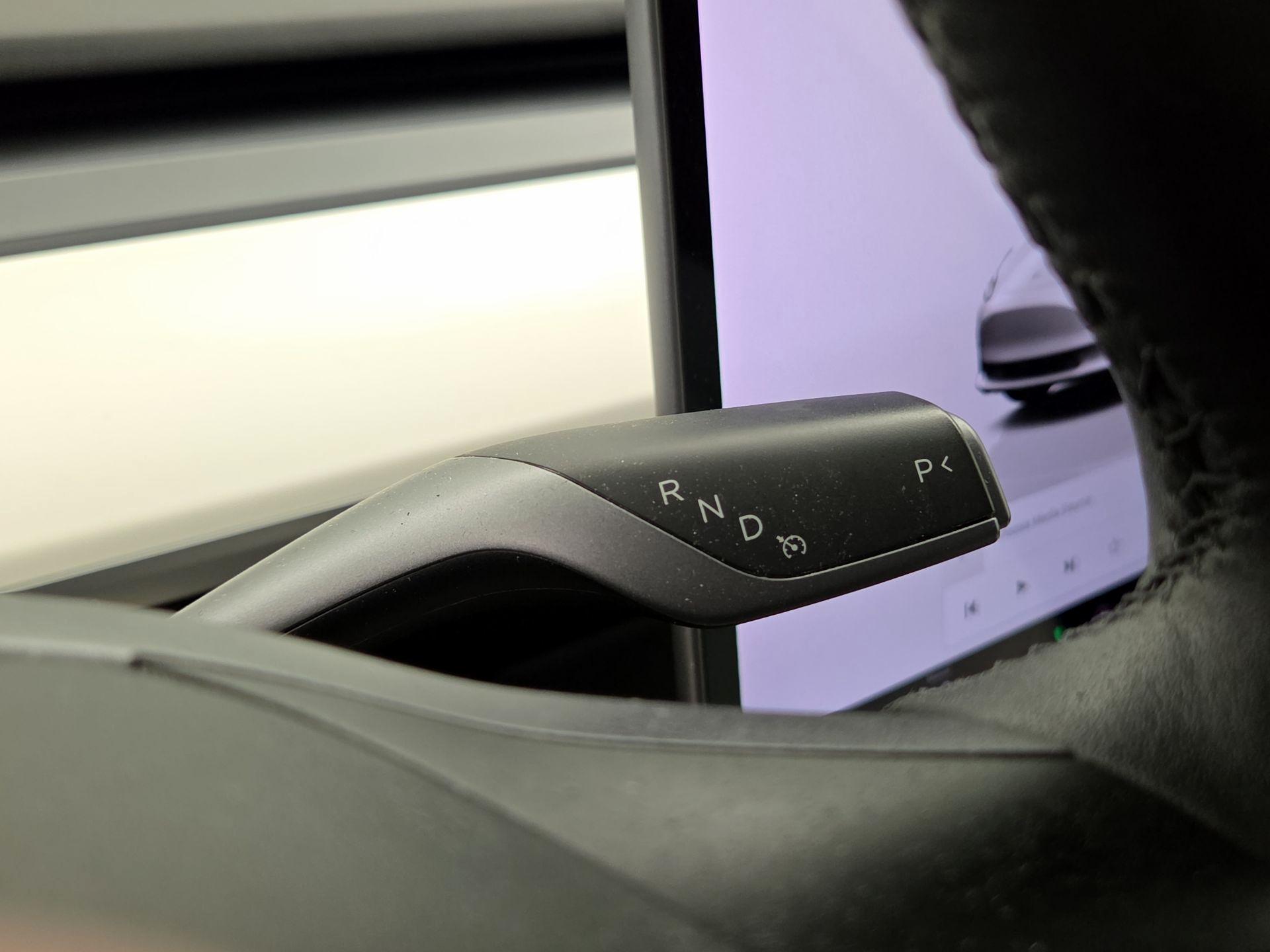 Thumbnail: 2022 Tesla Model 3 - 17