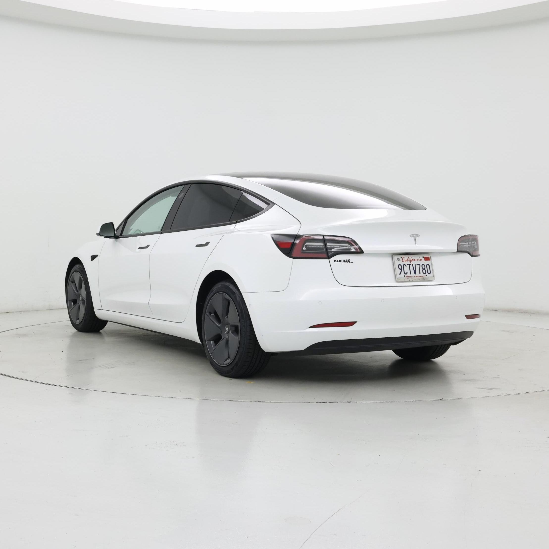 Thumbnail: 2022 Tesla Model 3 - 2