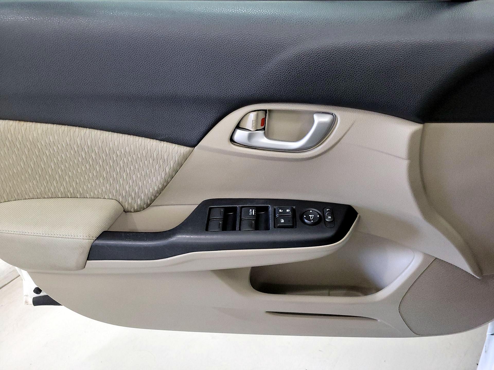 Thumbnail: 2014 Honda Civic - 12
