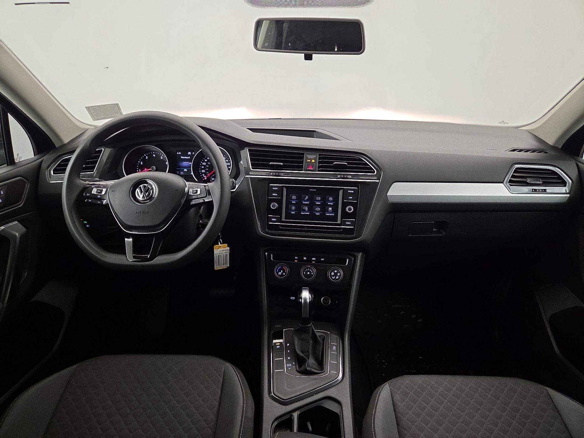 Thumbnail: 2021 Volkswagen Tiguan - 9