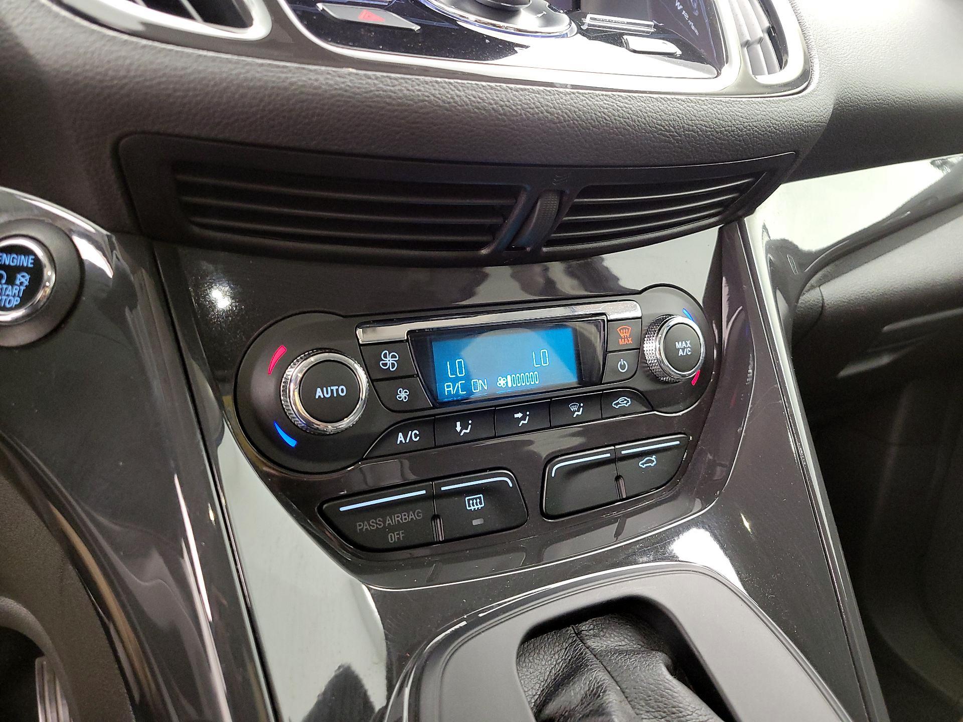 Thumbnail: 2014 Ford Escape - 17