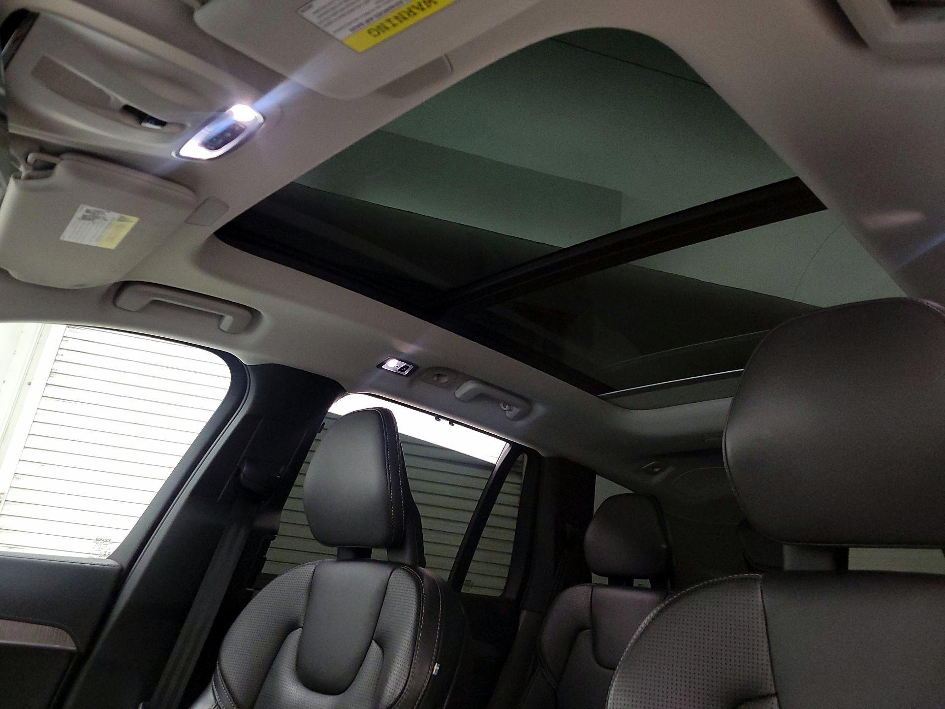 Thumbnail: 2021 Volvo XC90 - 19