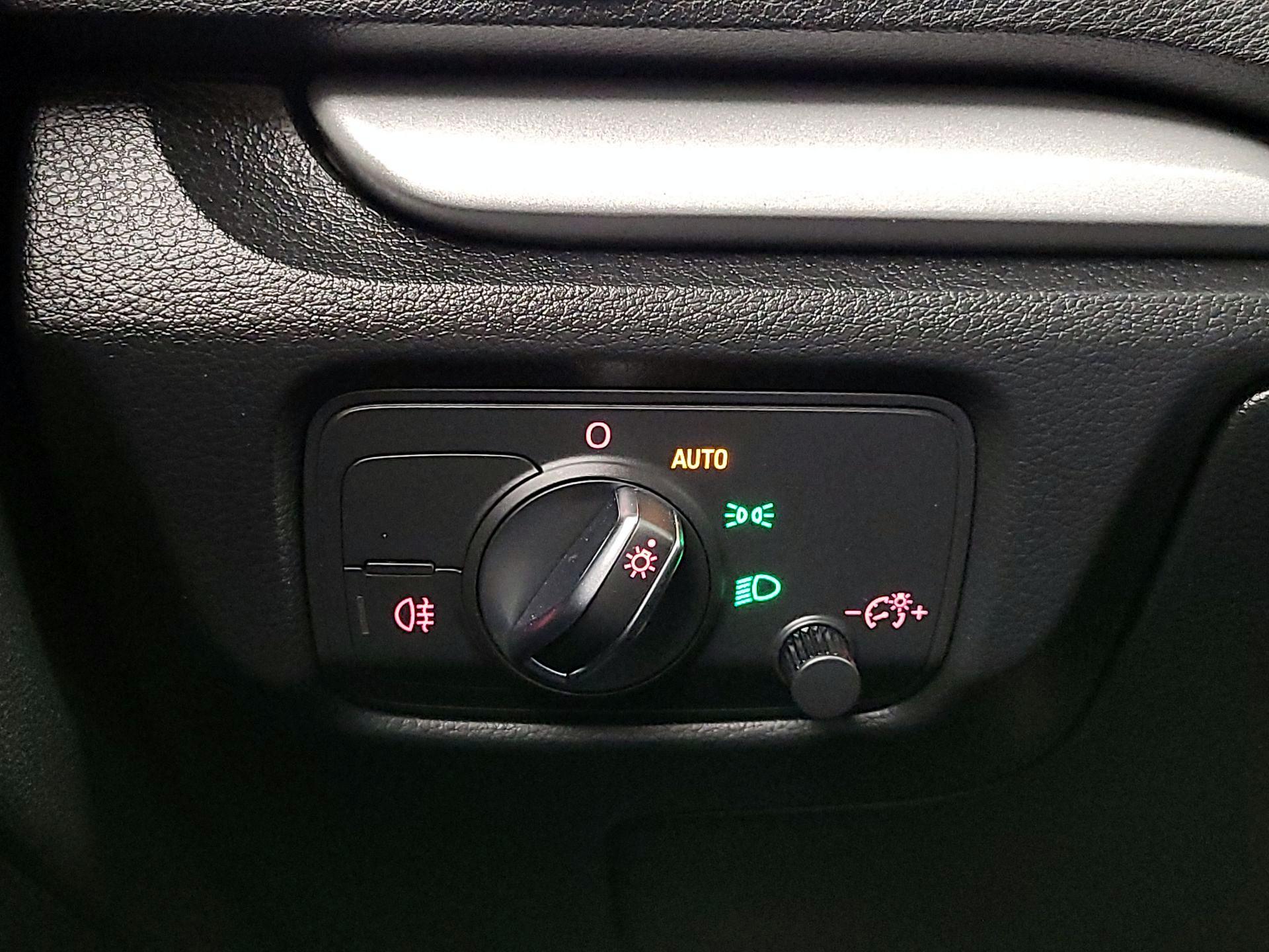 Thumbnail: 2016 Audi A3 - 13