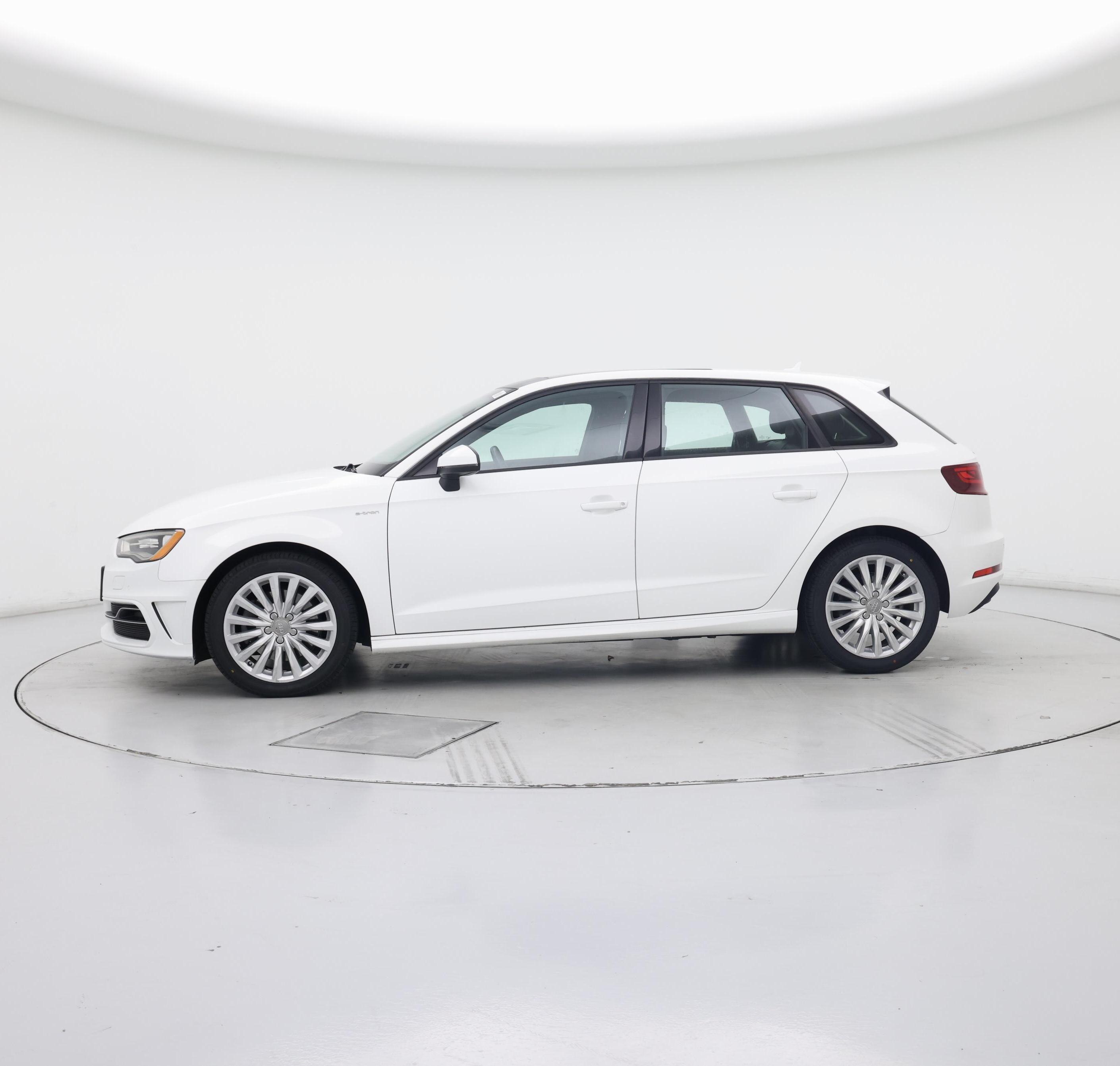 Thumbnail: 2016 Audi A3 - 3