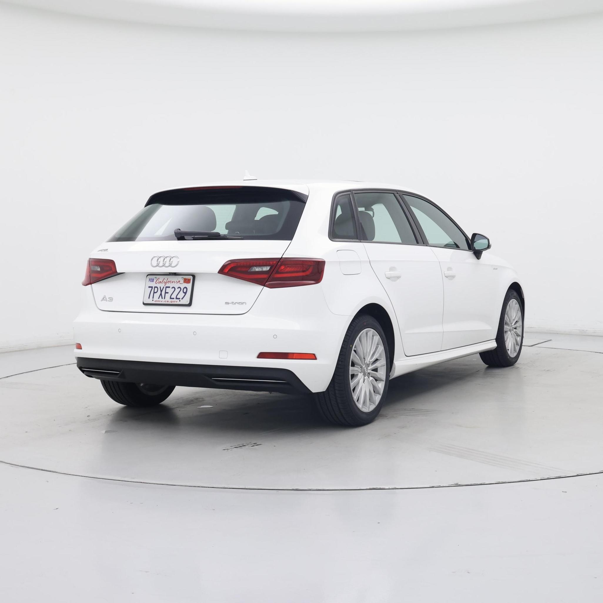 Thumbnail: 2016 Audi A3 - 8