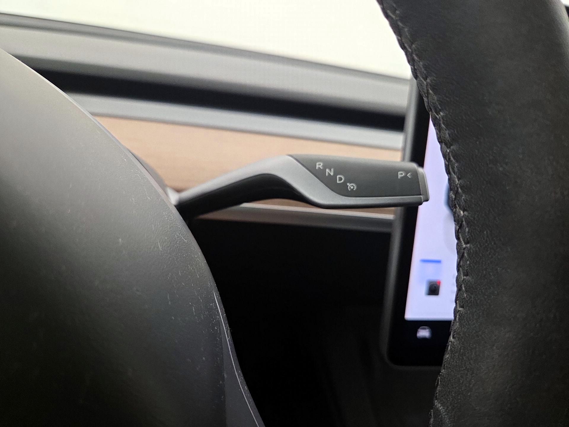 Thumbnail: 2023 Tesla Model Y - 17