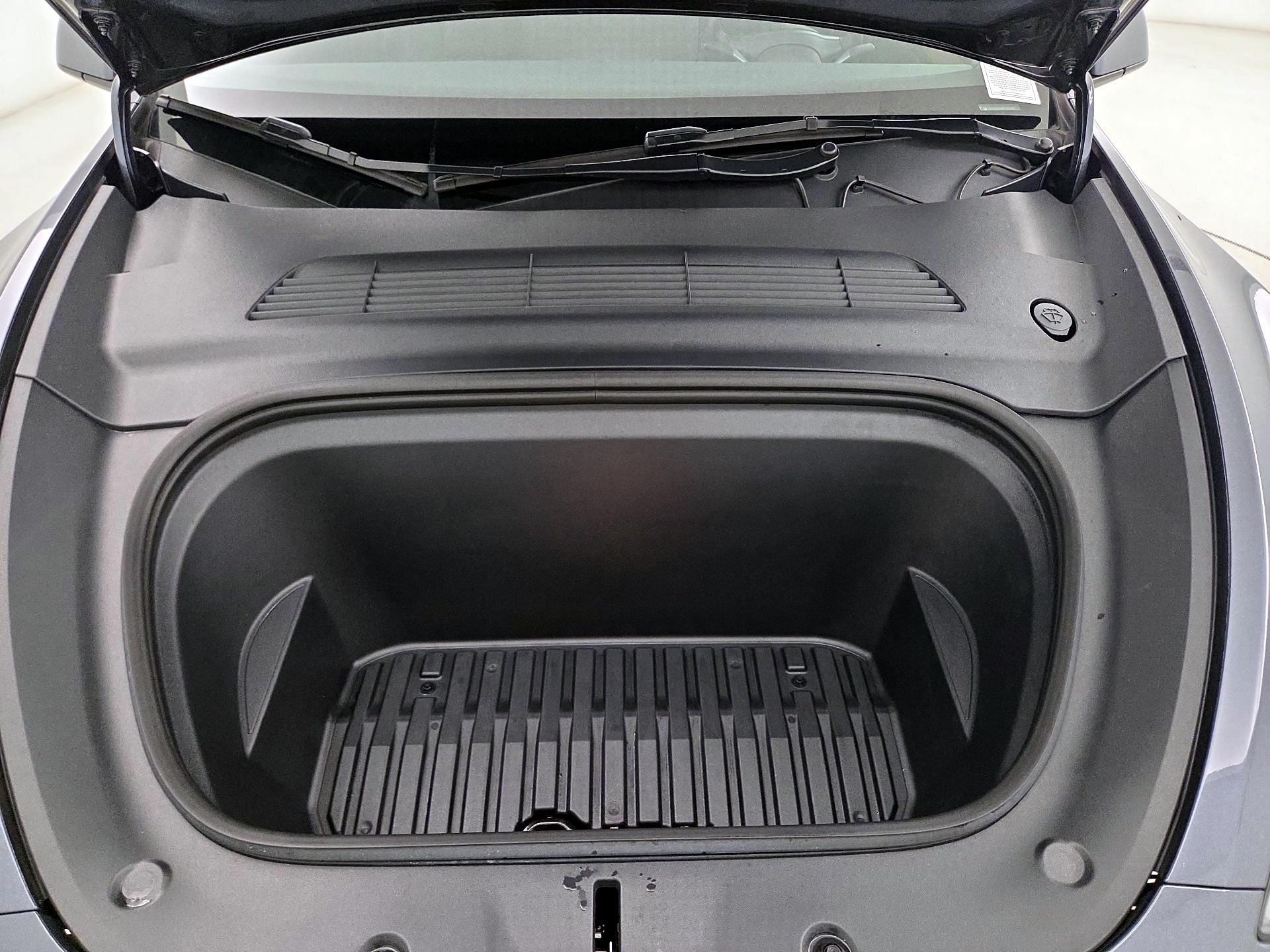 Thumbnail: 2023 Tesla Model Y - 20