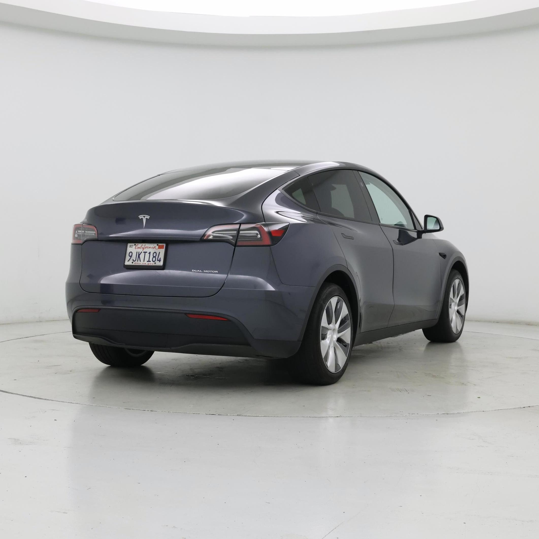 Thumbnail: 2023 Tesla Model Y - 8