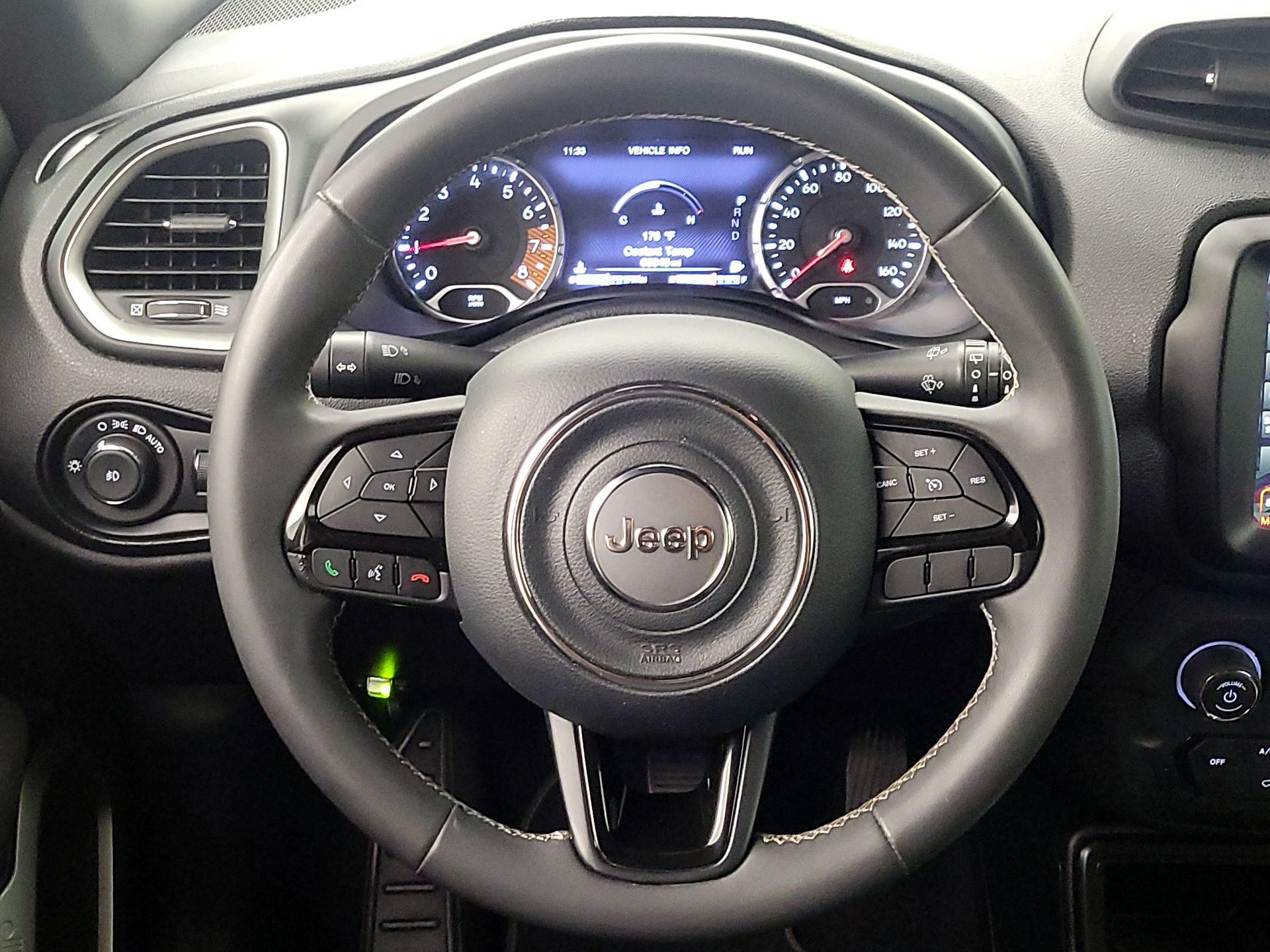 Thumbnail: 2021 Jeep Renegade - 10