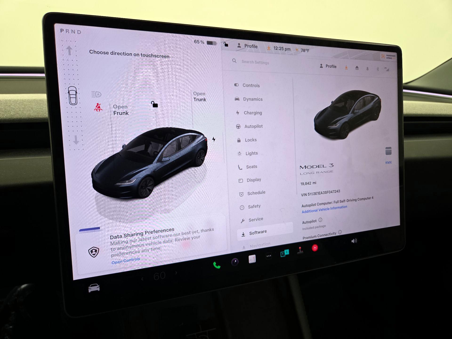 Thumbnail: 2025 Tesla Model 3 - 13