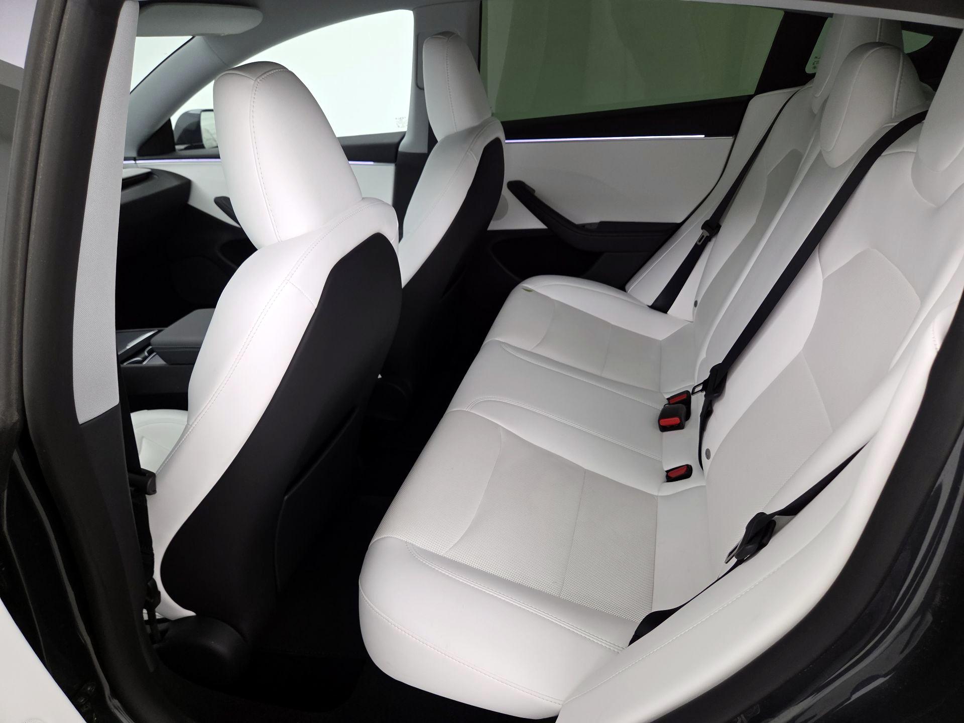 Thumbnail: 2025 Tesla Model 3 - 18