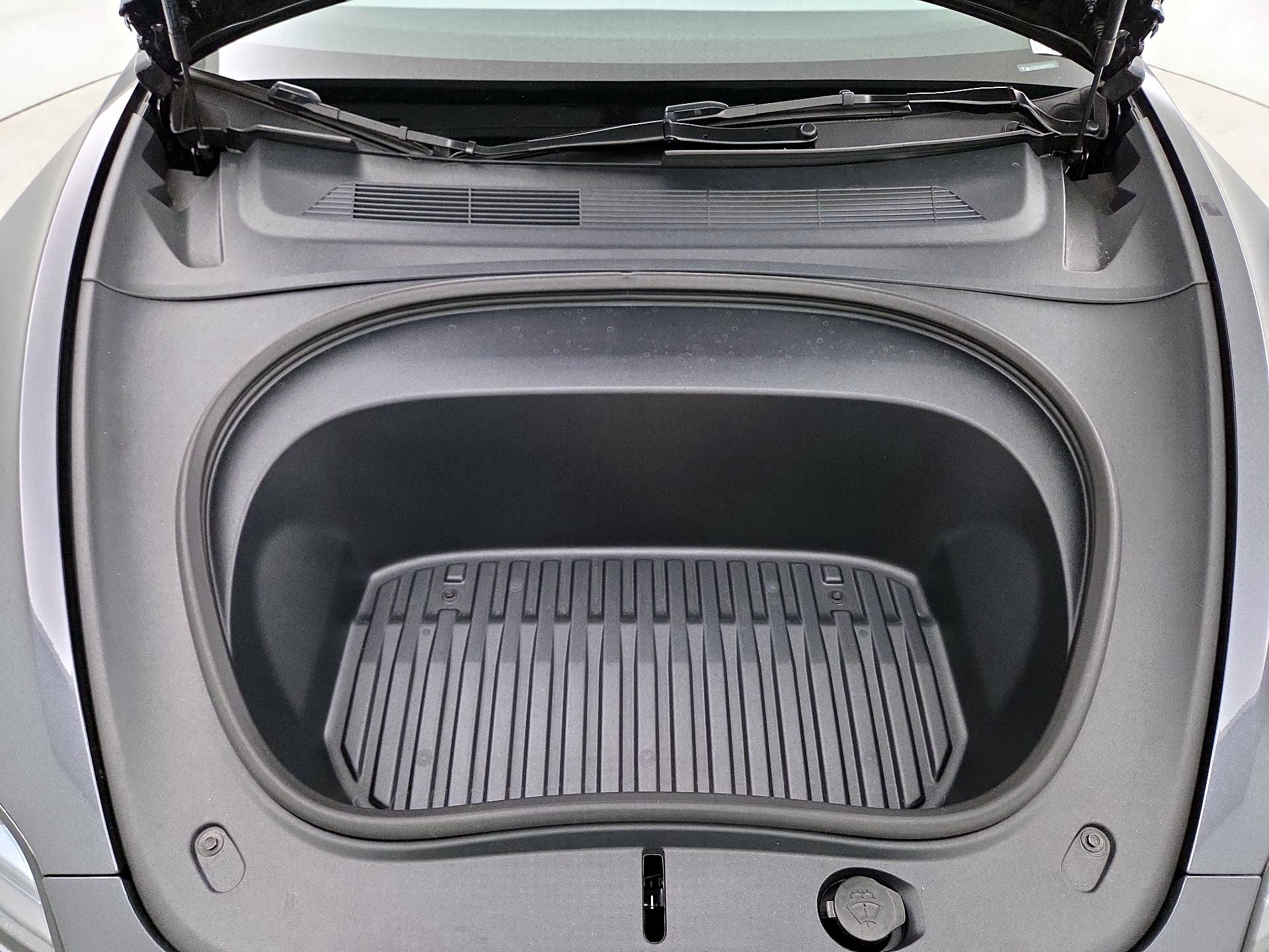 Thumbnail: 2025 Tesla Model 3 - 20