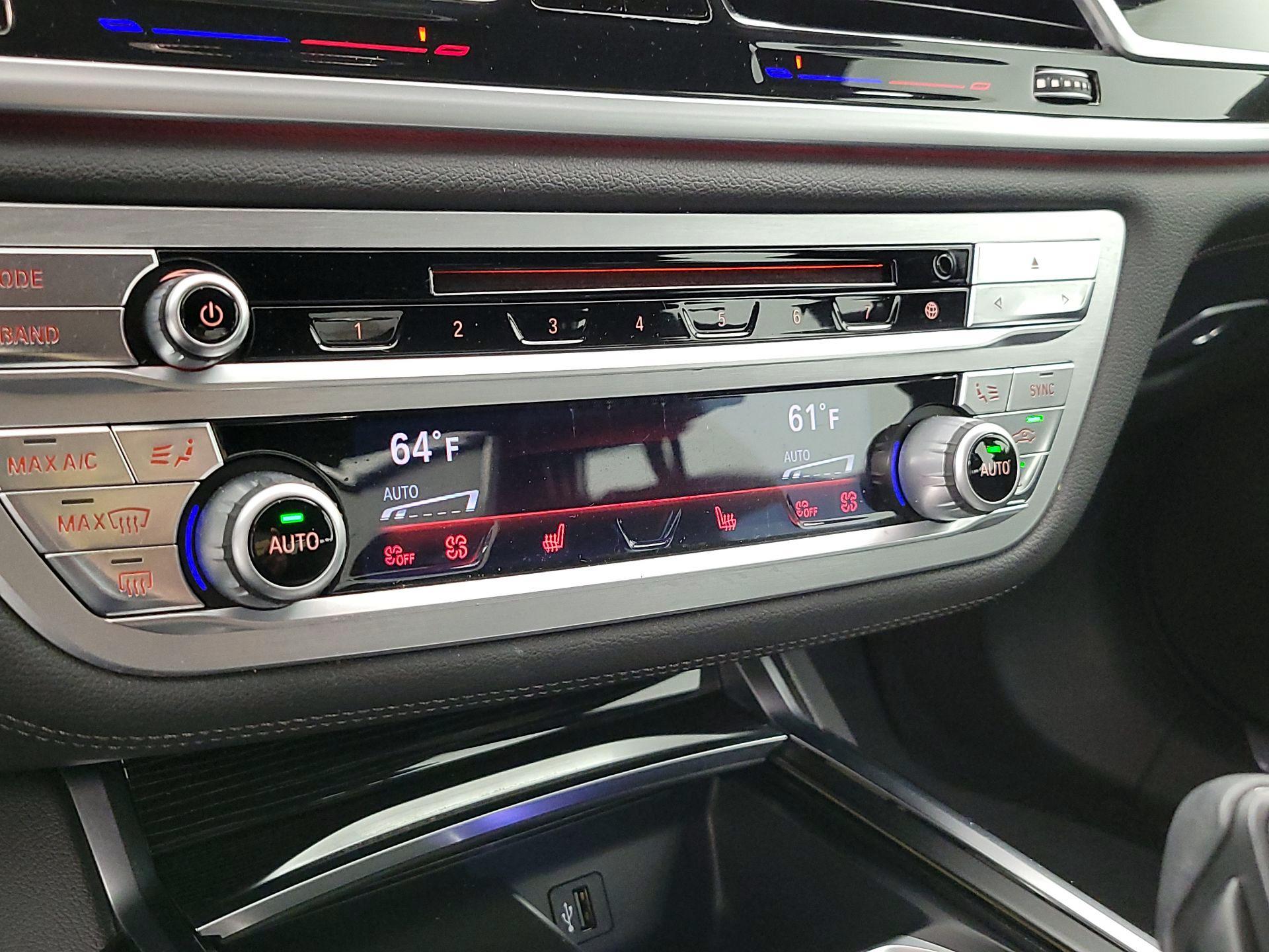 Thumbnail: 2019 BMW 7 Series - 15