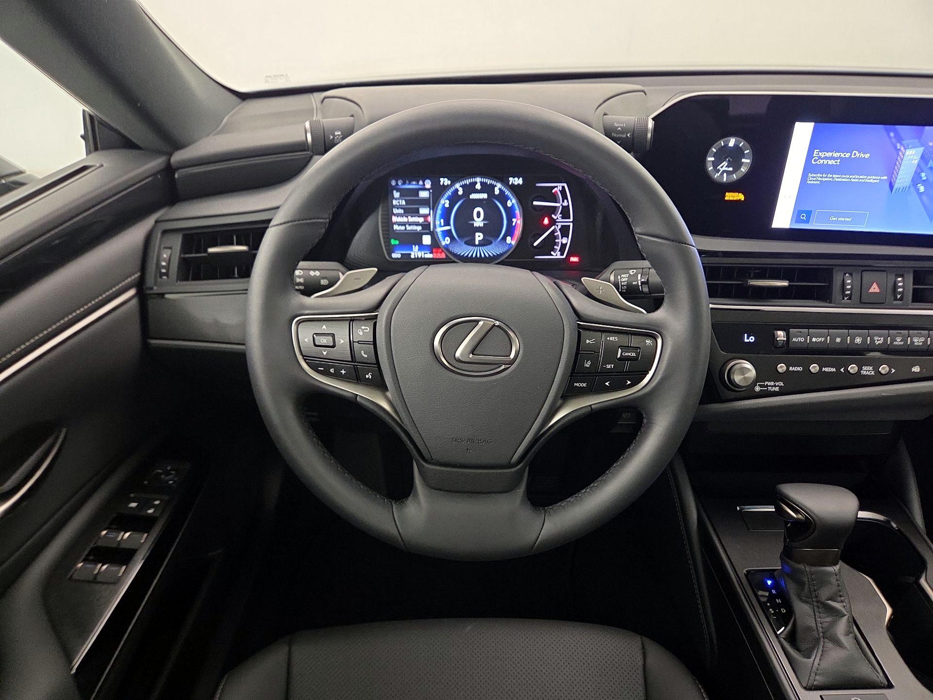 Thumbnail: 2025 Lexus ES - 10