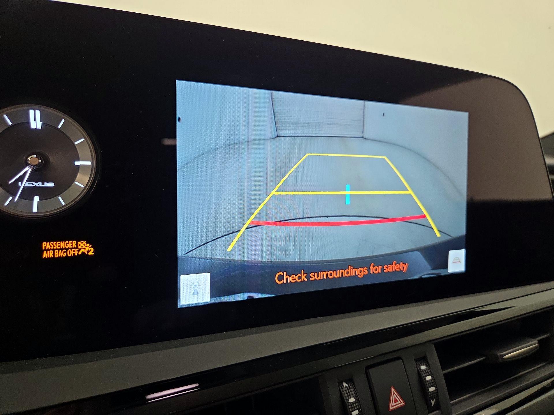 Thumbnail: 2025 Lexus ES - 14