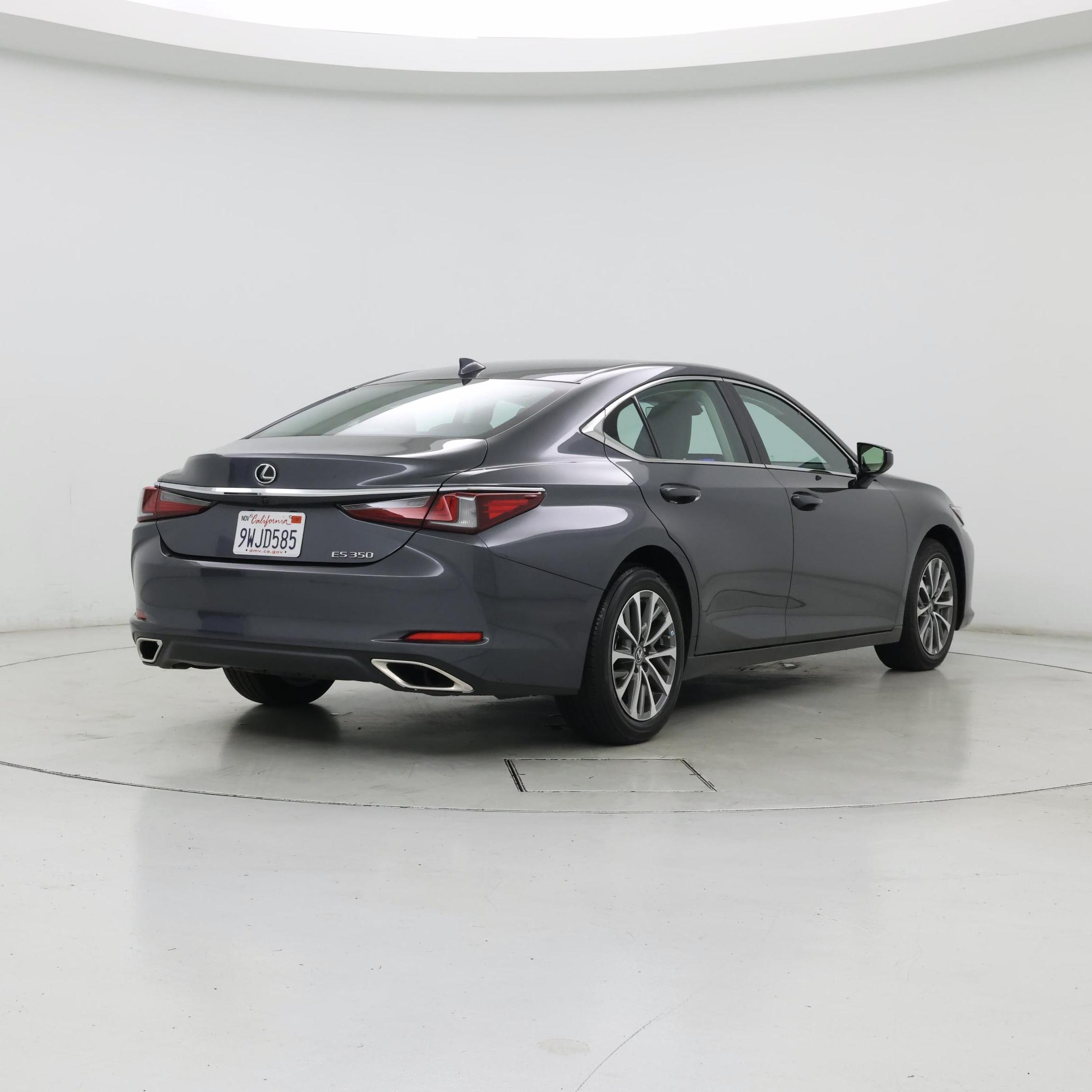 Thumbnail: 2025 Lexus ES - 8