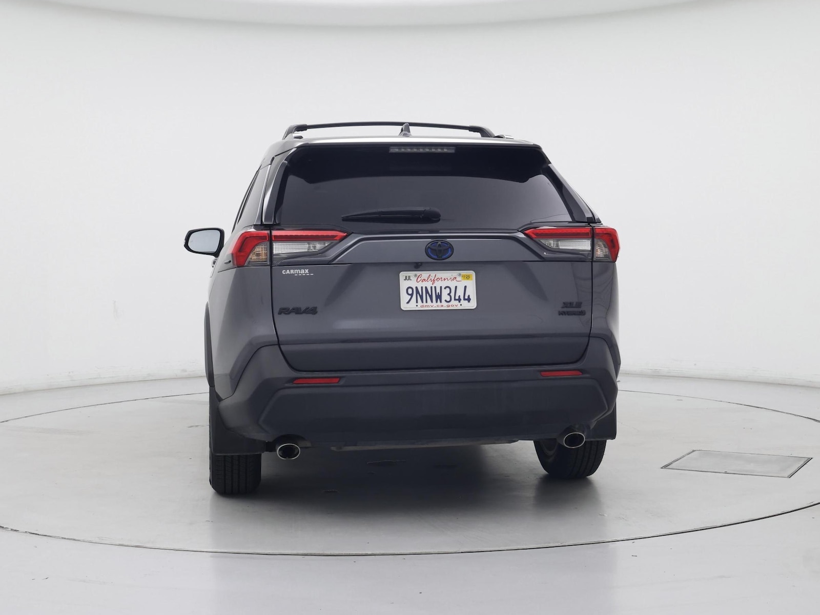 2024 Toyota RAV4 XLE - Photo 7