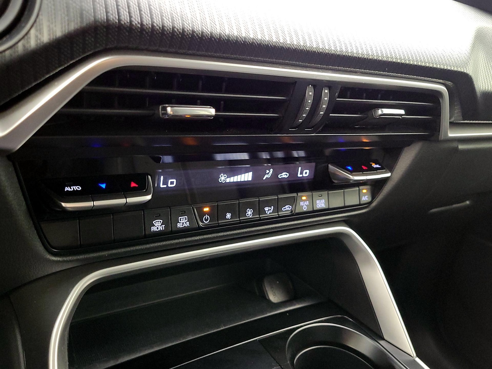 2024 Mazda CX-90 Turbo Select Package - Photo 17
