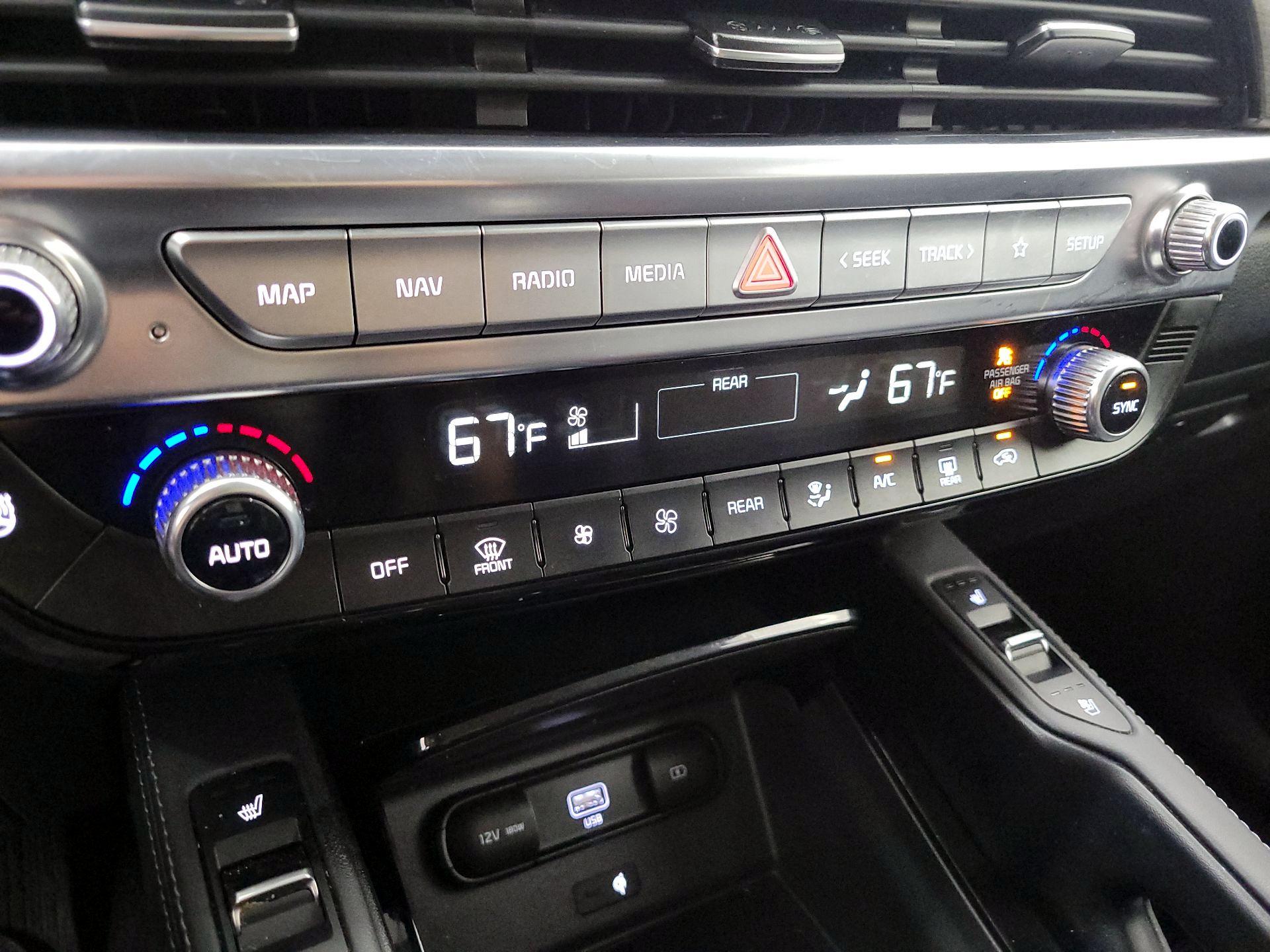 Thumbnail: 2021 Kia Telluride - 15