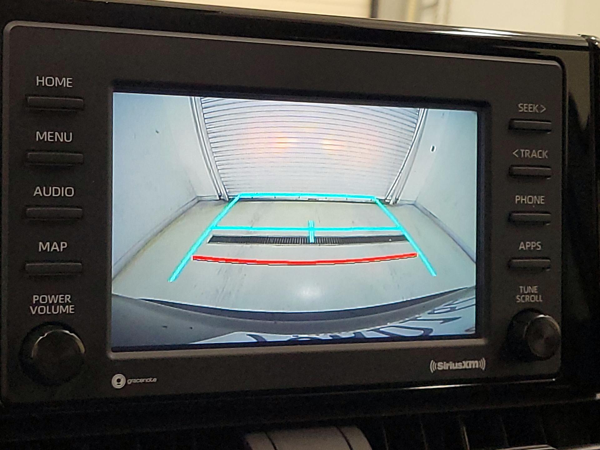 Thumbnail: 2022 Toyota RAV4 - 14