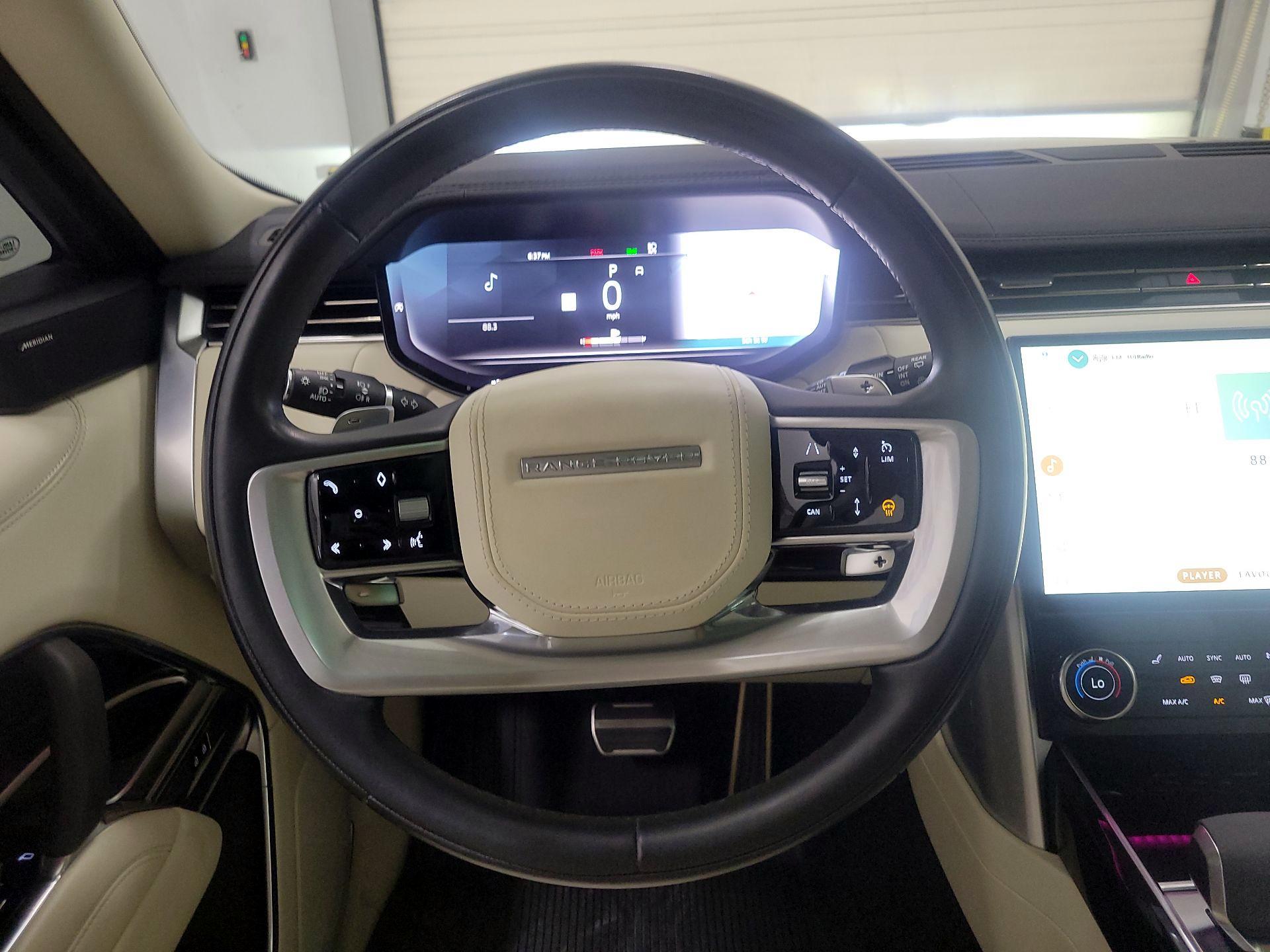 Thumbnail: 2023 Land Rover Range Rover - 10