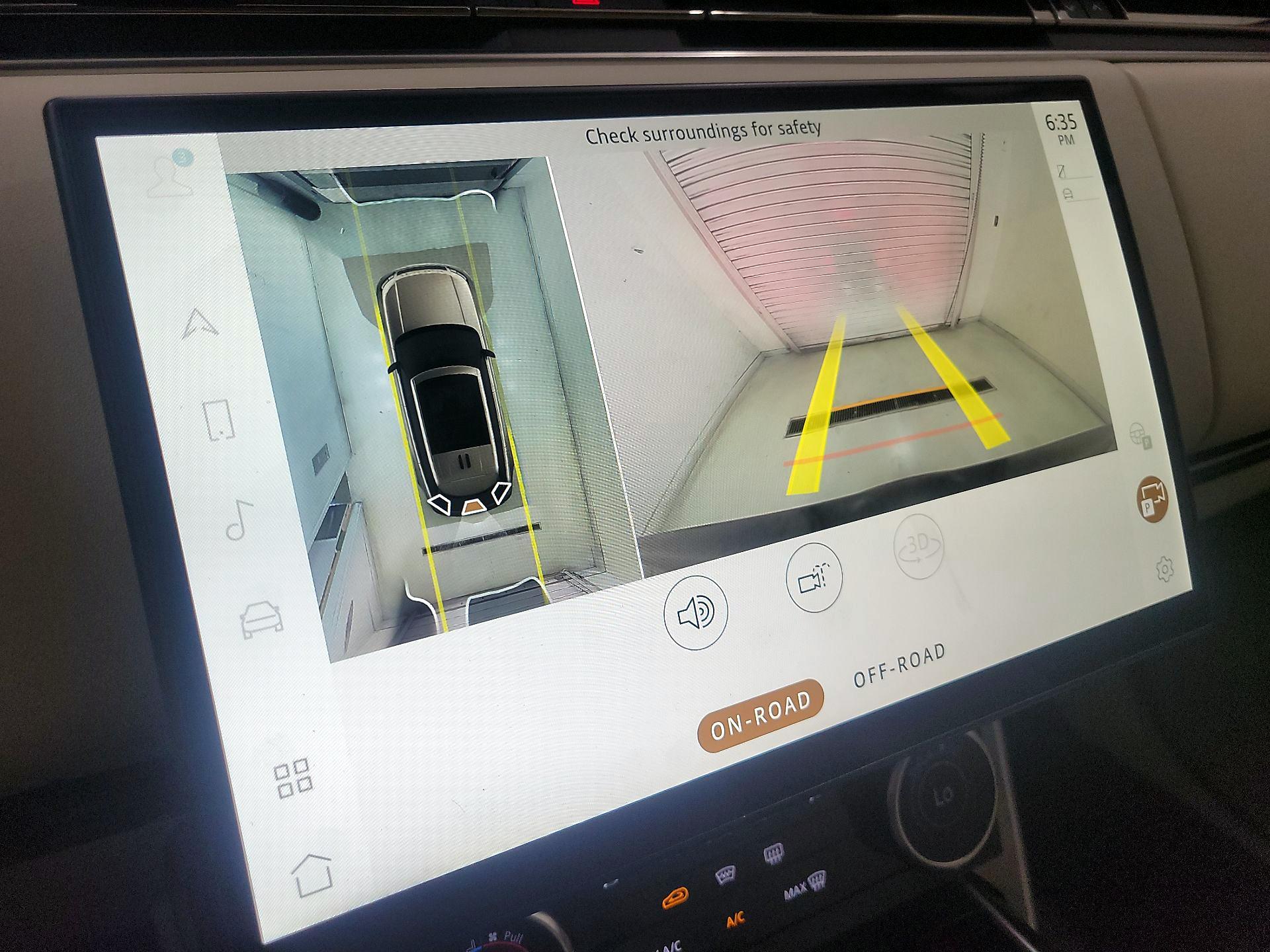 Thumbnail: 2023 Land Rover Range Rover - 13