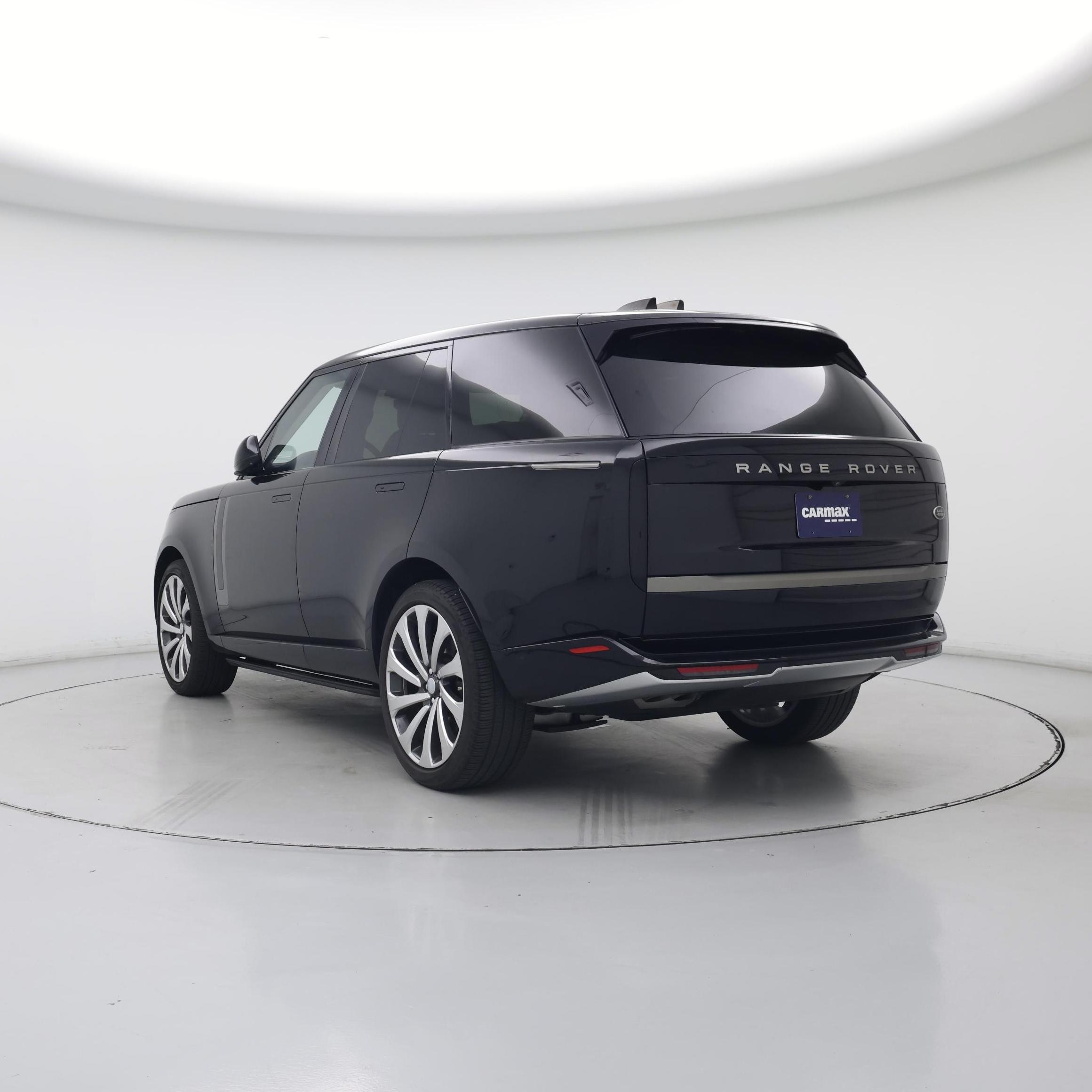 Thumbnail: 2023 Land Rover Range Rover - 2